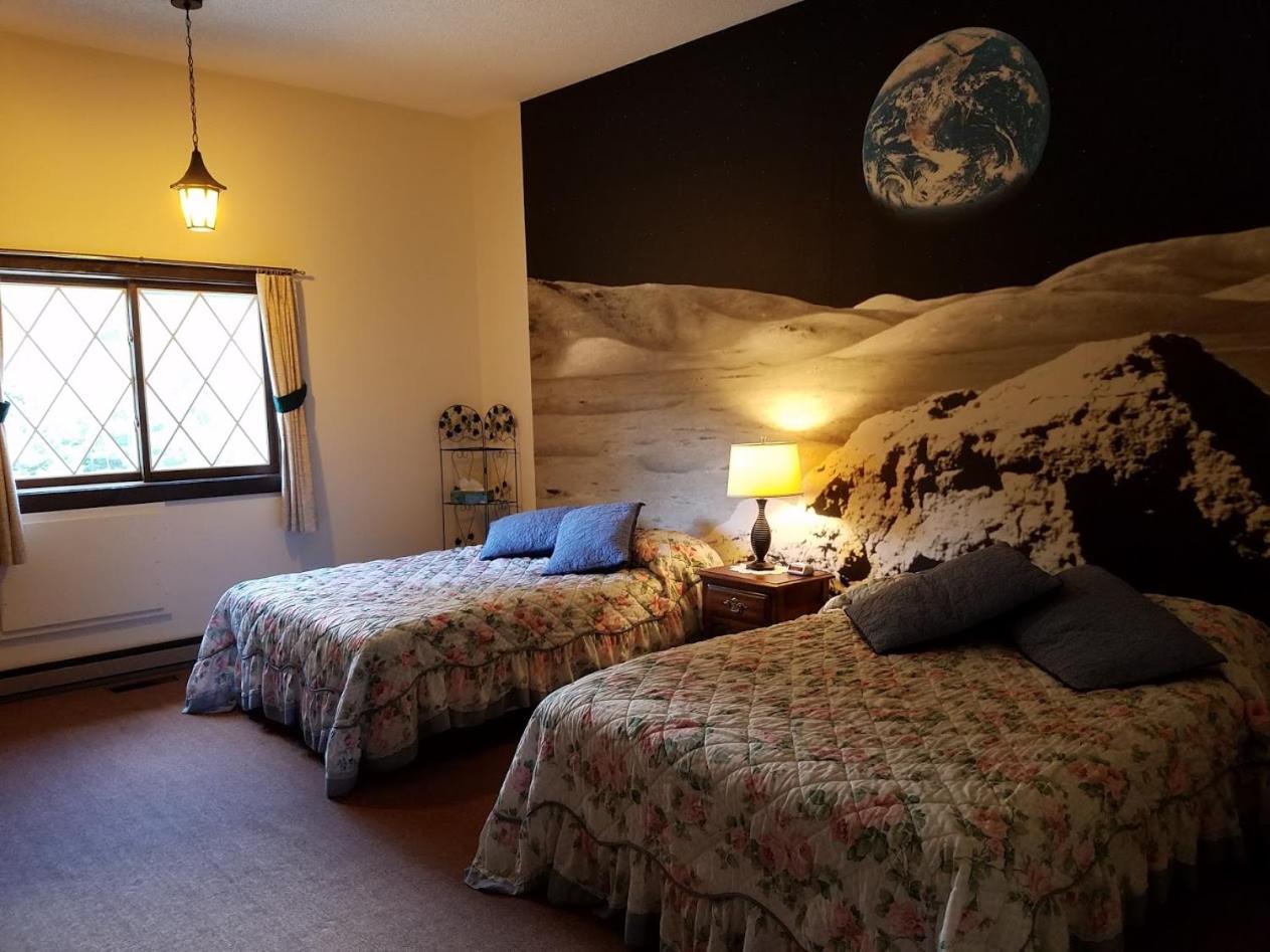 Kancamagus Swift River Inn view 5