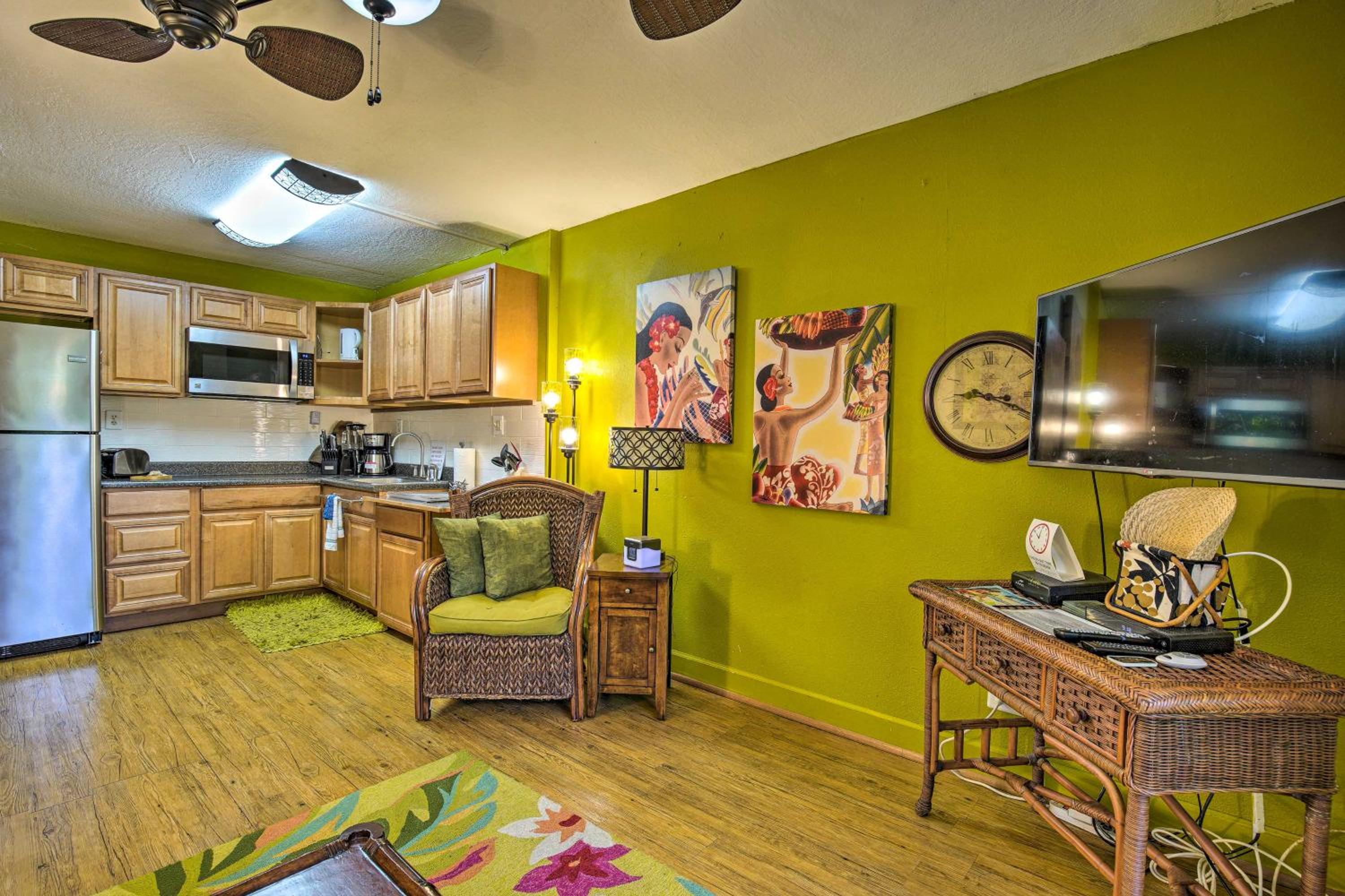 BOOK CHRISTMAS AND WINTER DATES HERE - ISLANDER CoNDOS