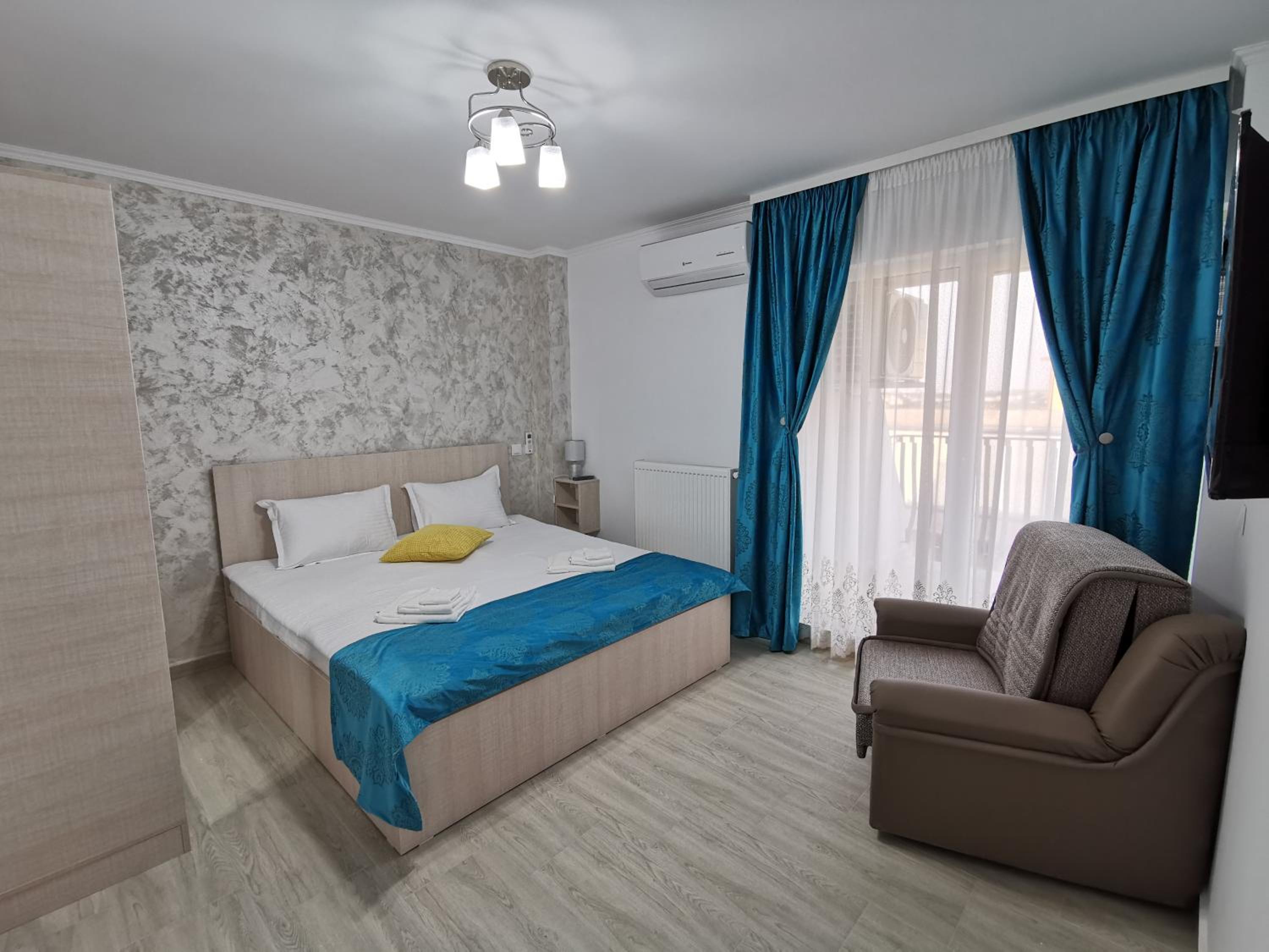 Otopeni Comfort Apartaments view 3