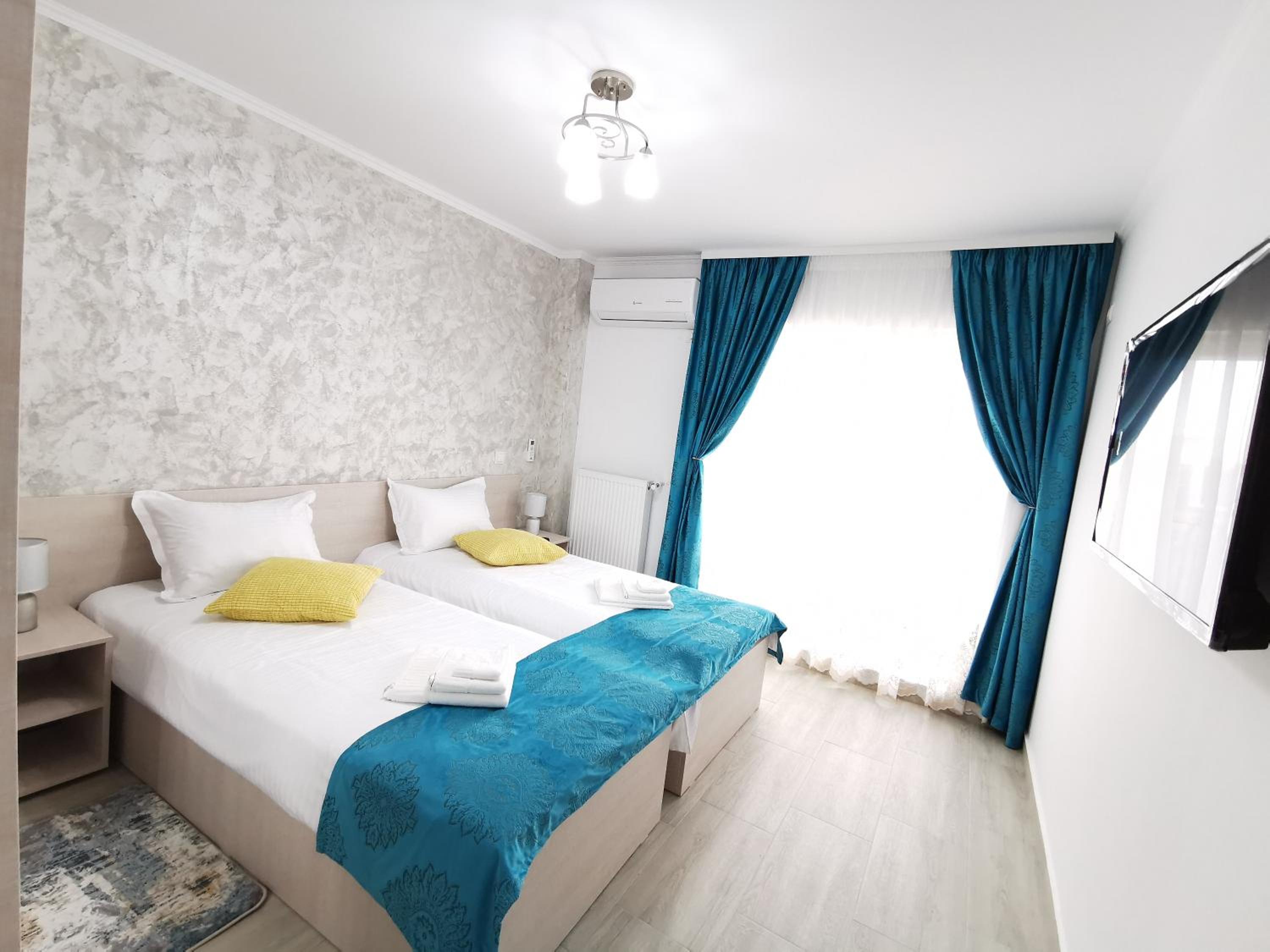Otopeni Comfort Apartaments view 2