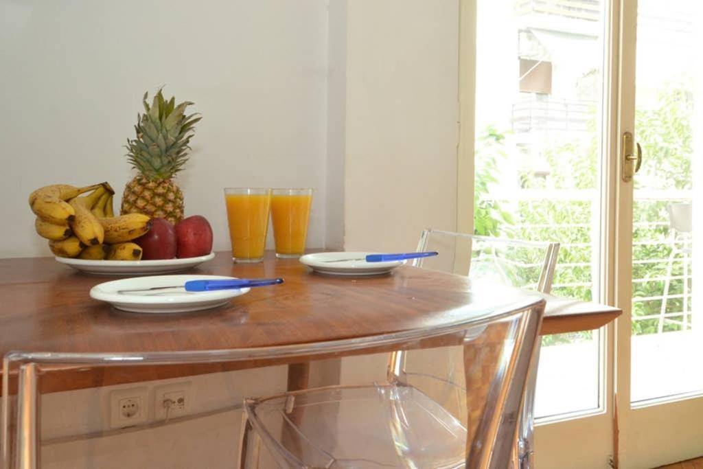 Thiseio, a vintage apartment — Athens
