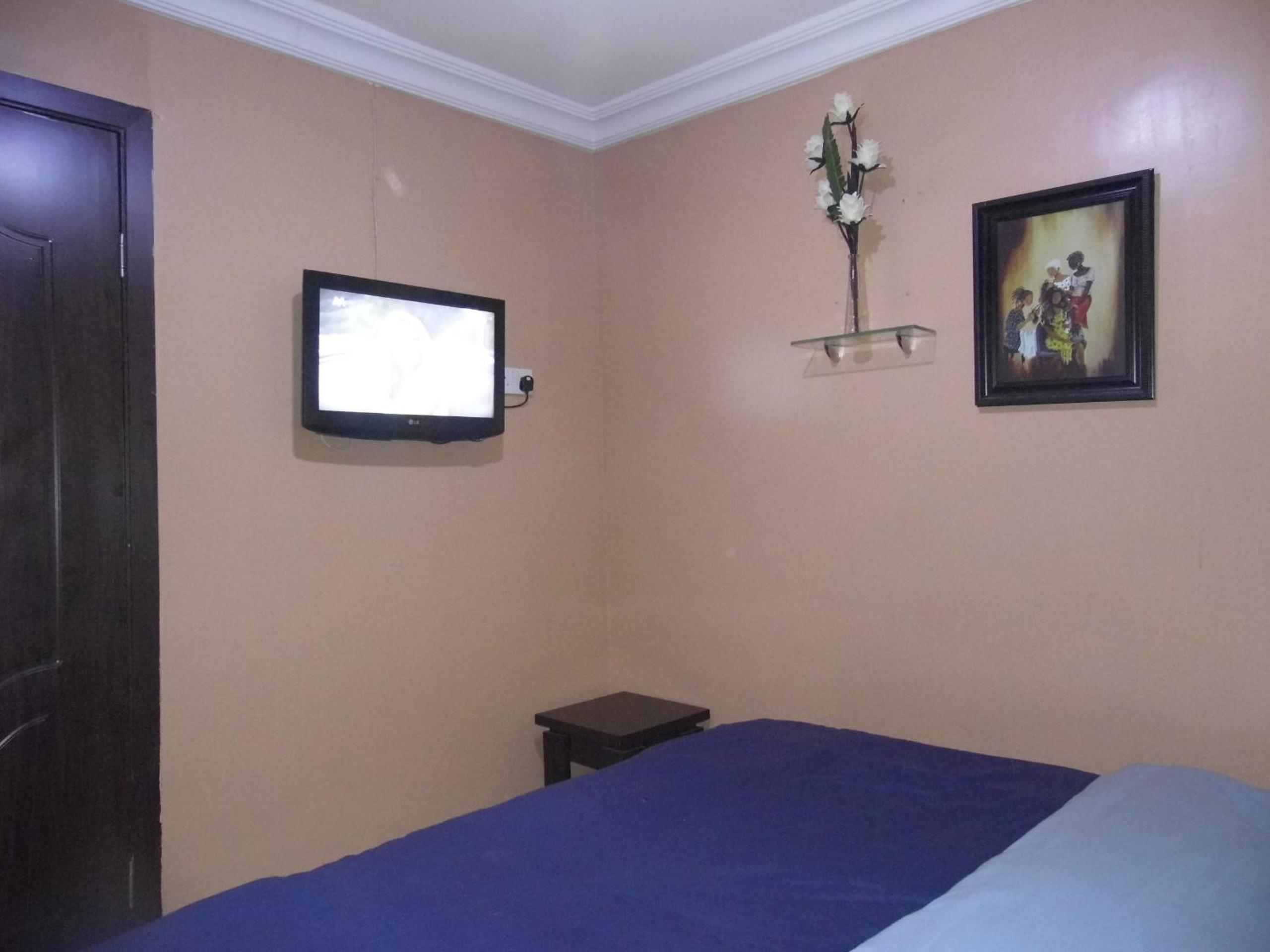StayCation Suites And Apartment