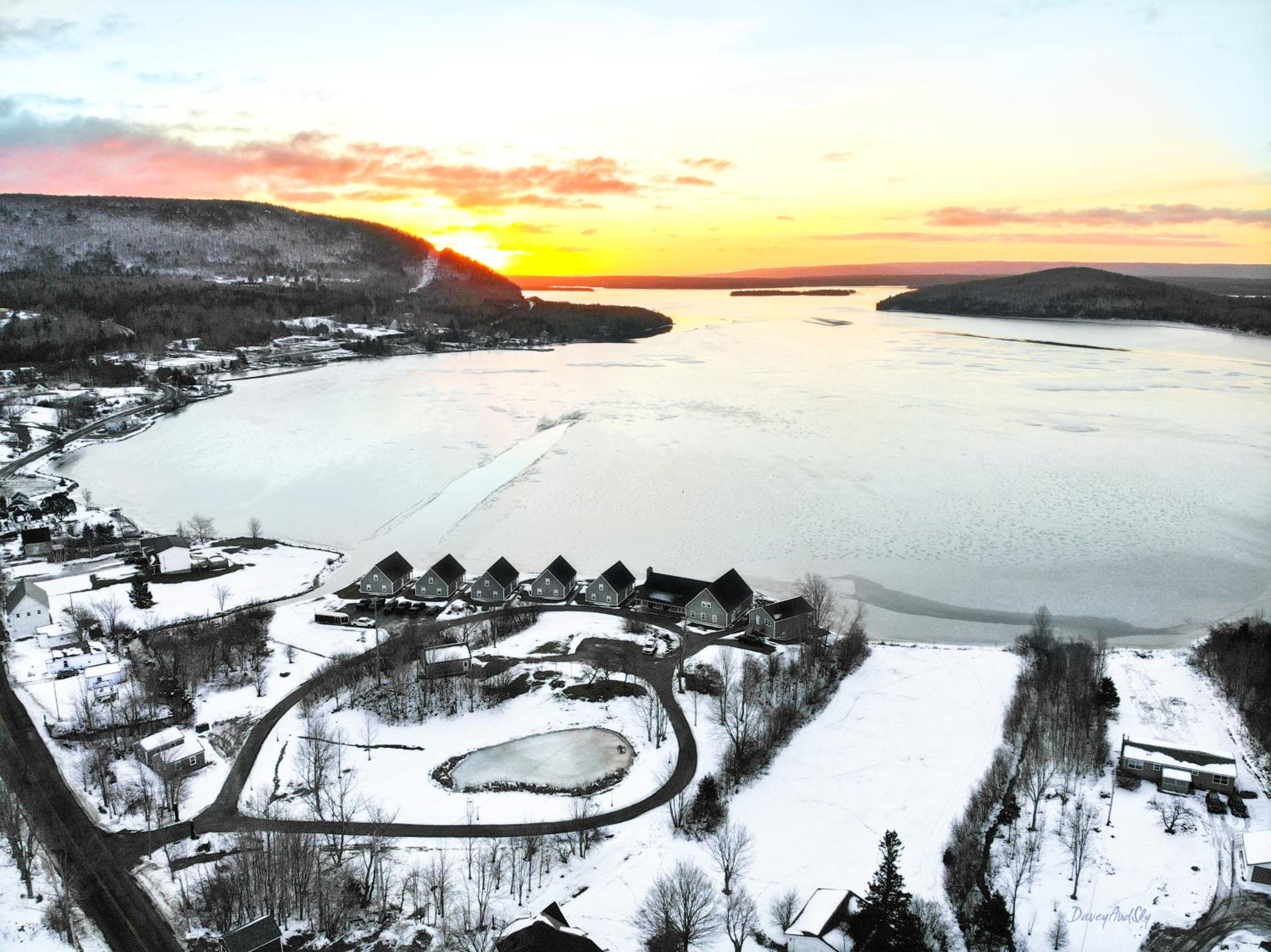 Keltic Quay Cottages & Bayfront Lodge view 2