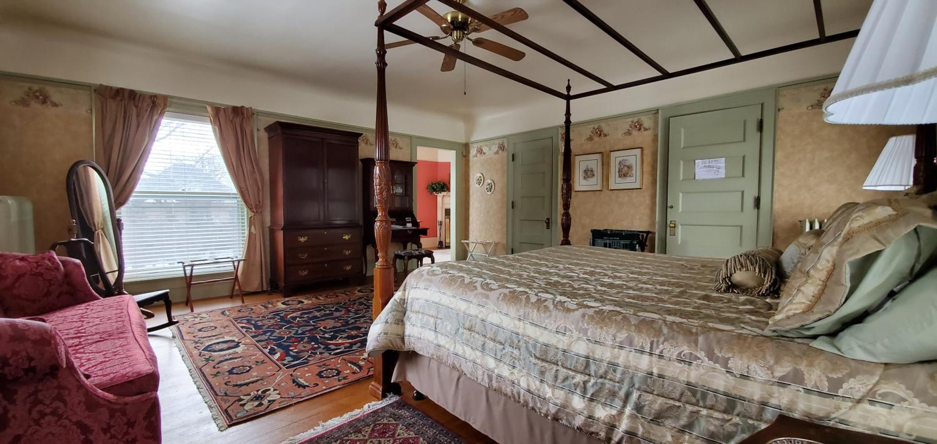 Saravilla Bed & Breakfast