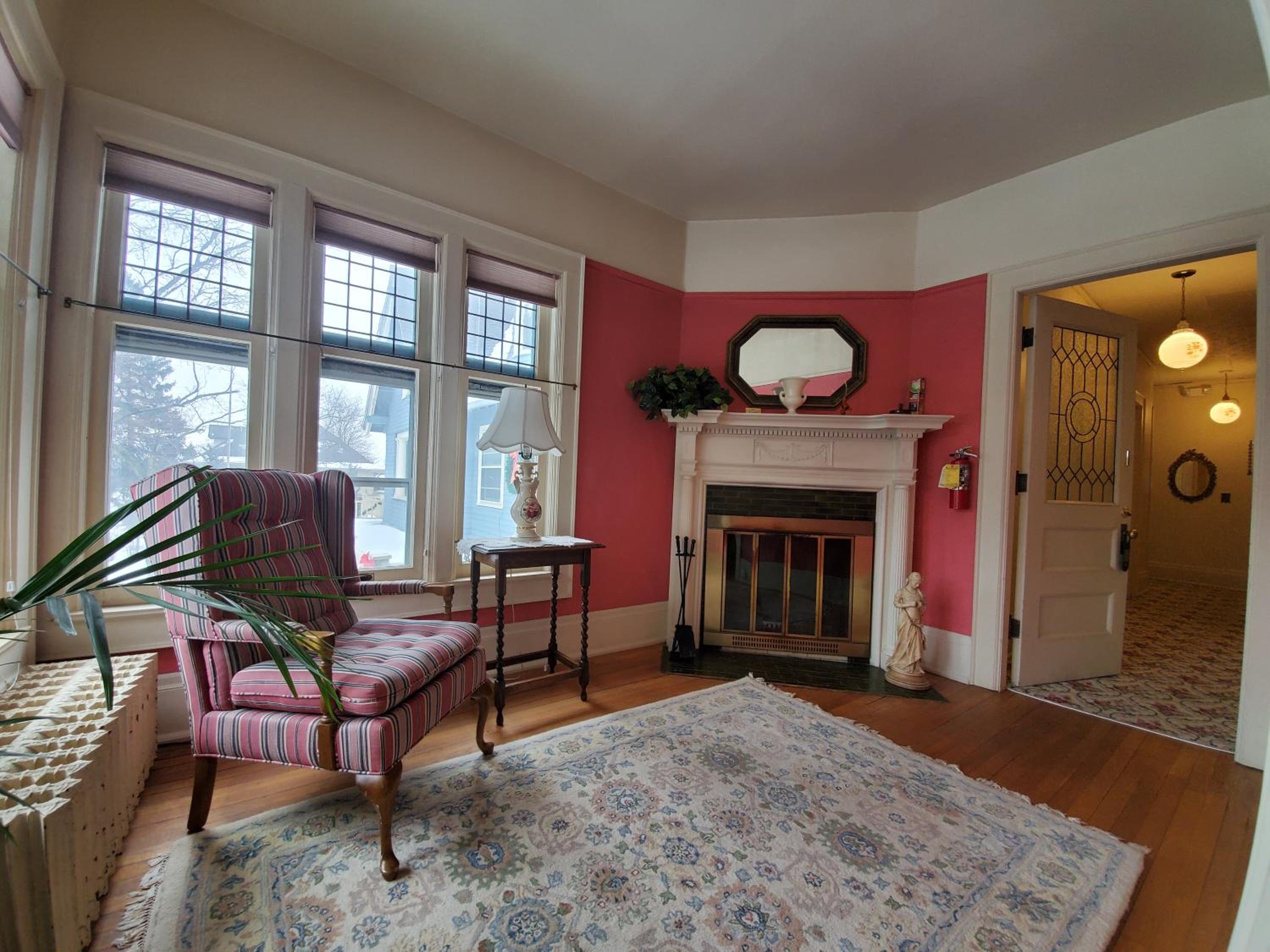 Saravilla Bed & Breakfast