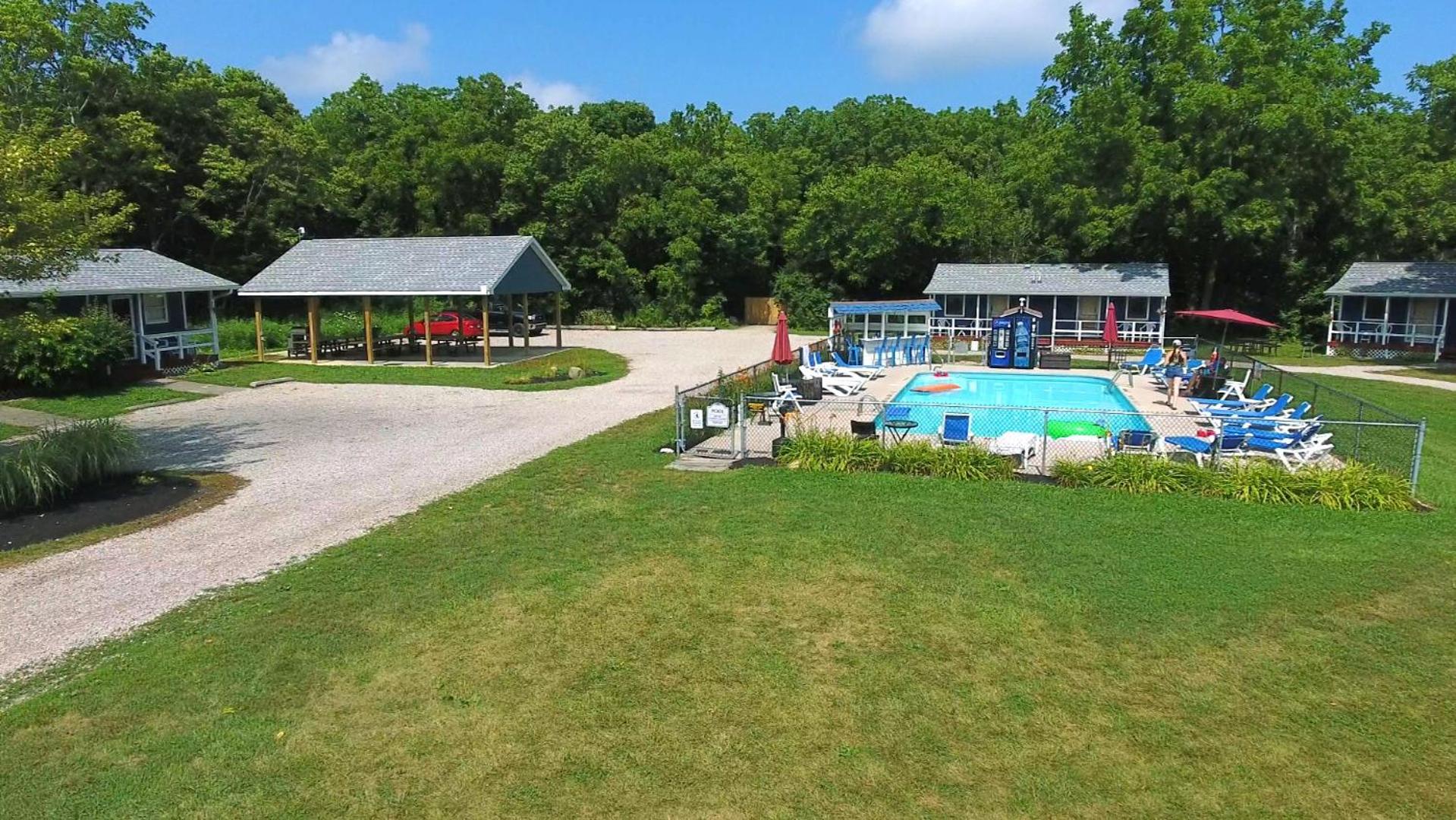 Bird's Nest Resort