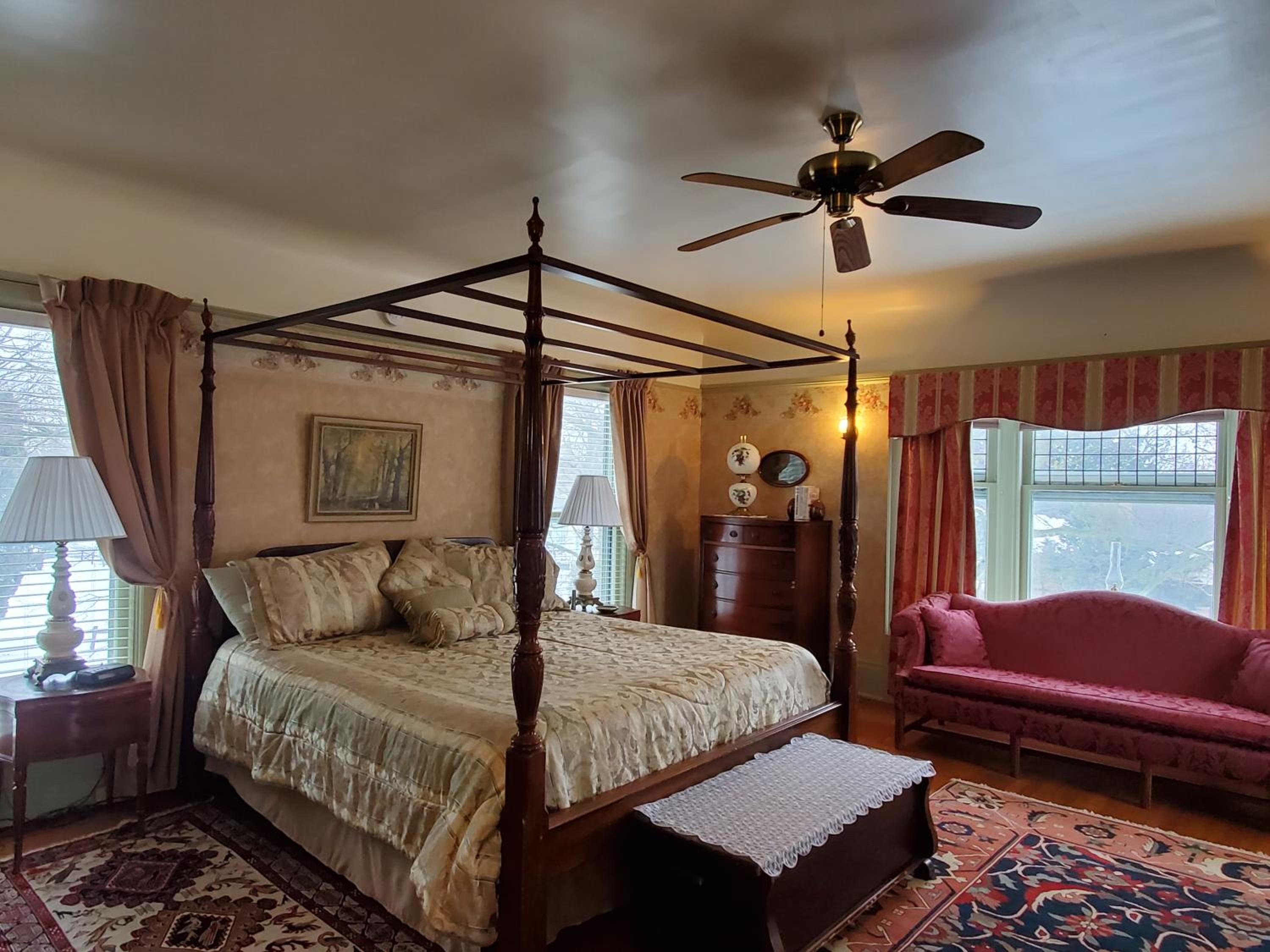 Saravilla Bed & Breakfast