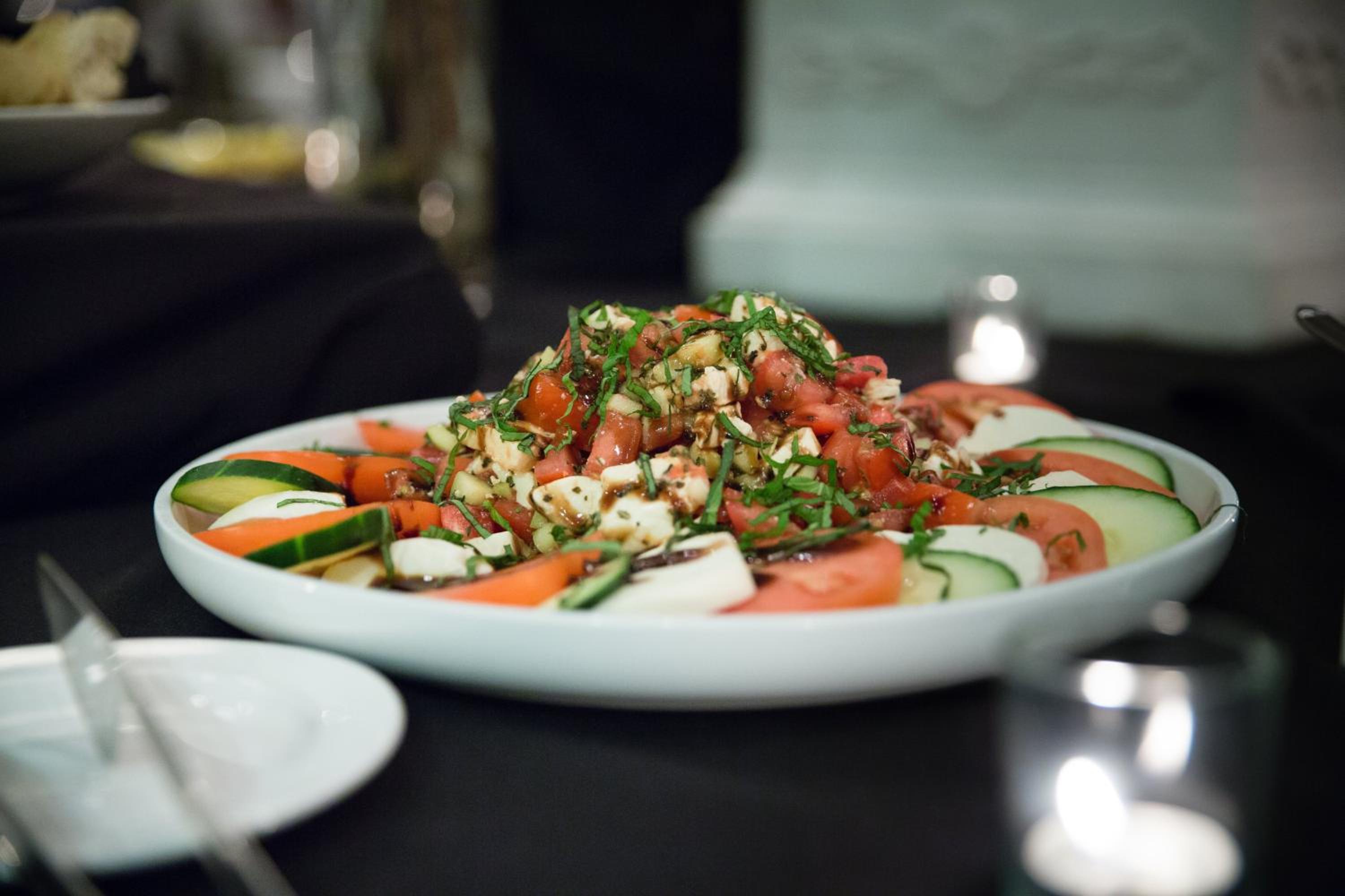 Bloomington Vacations - Holiday Inn Hotel  Suites Bloomington Airport, an IHG Hotel - Property Image 67