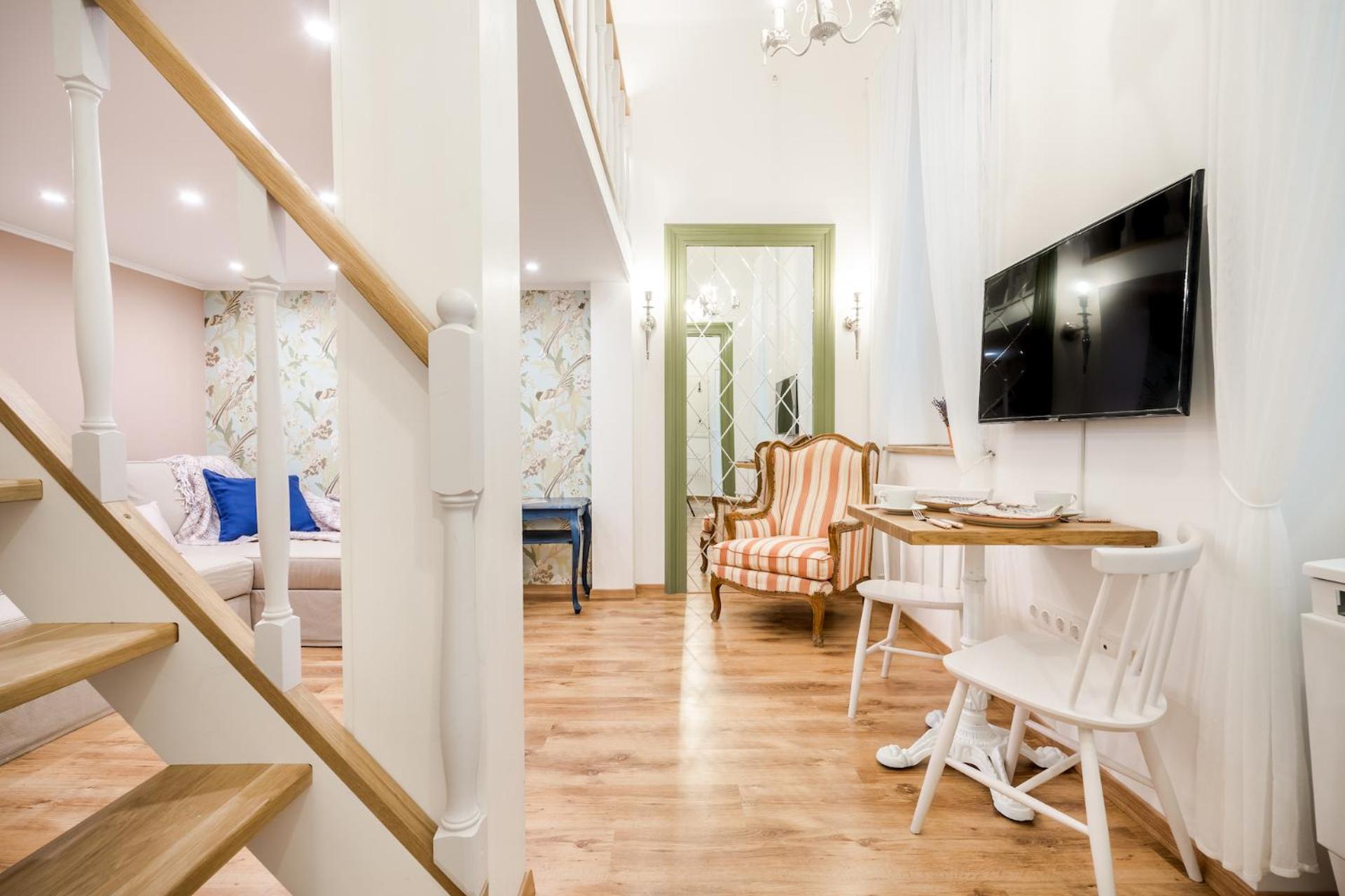 Provence Home - CityCenter, TV, Washer, Coffee-Tea view 5