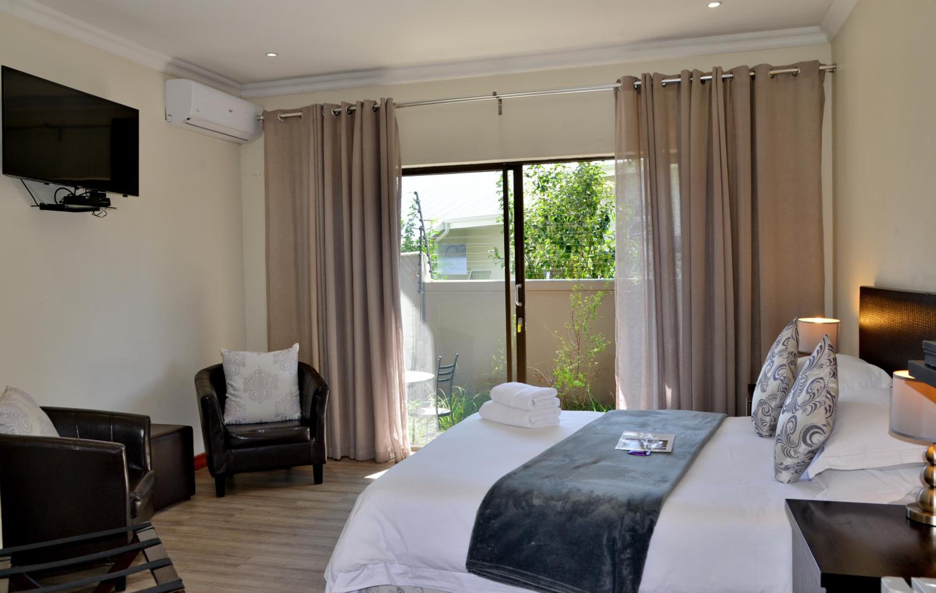 Sand River Guest House