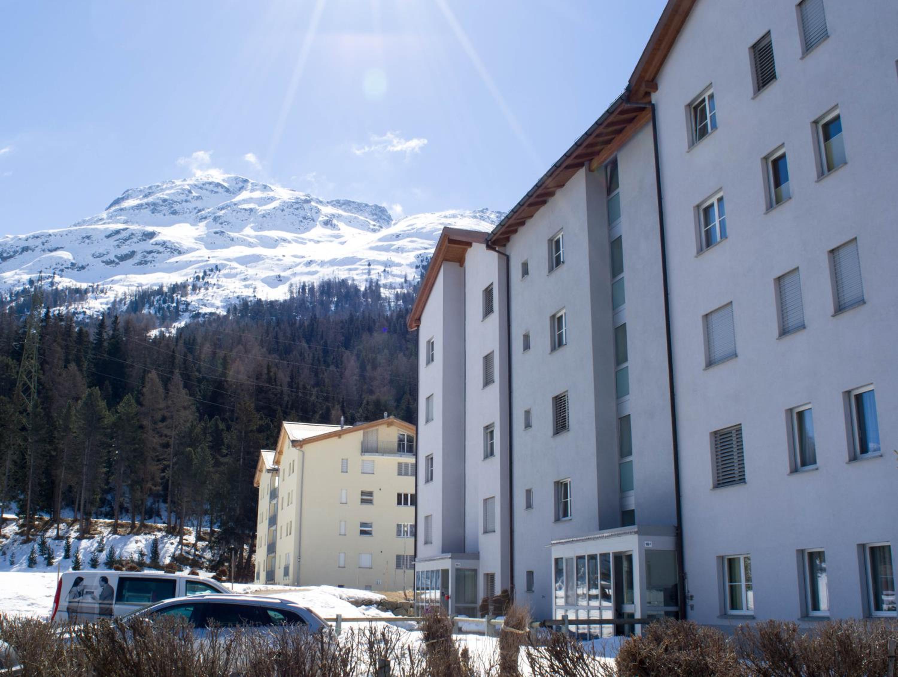 swissme - 100qm - Balkon - 2 Bäder - Parkplatz - Fußbodenheizung