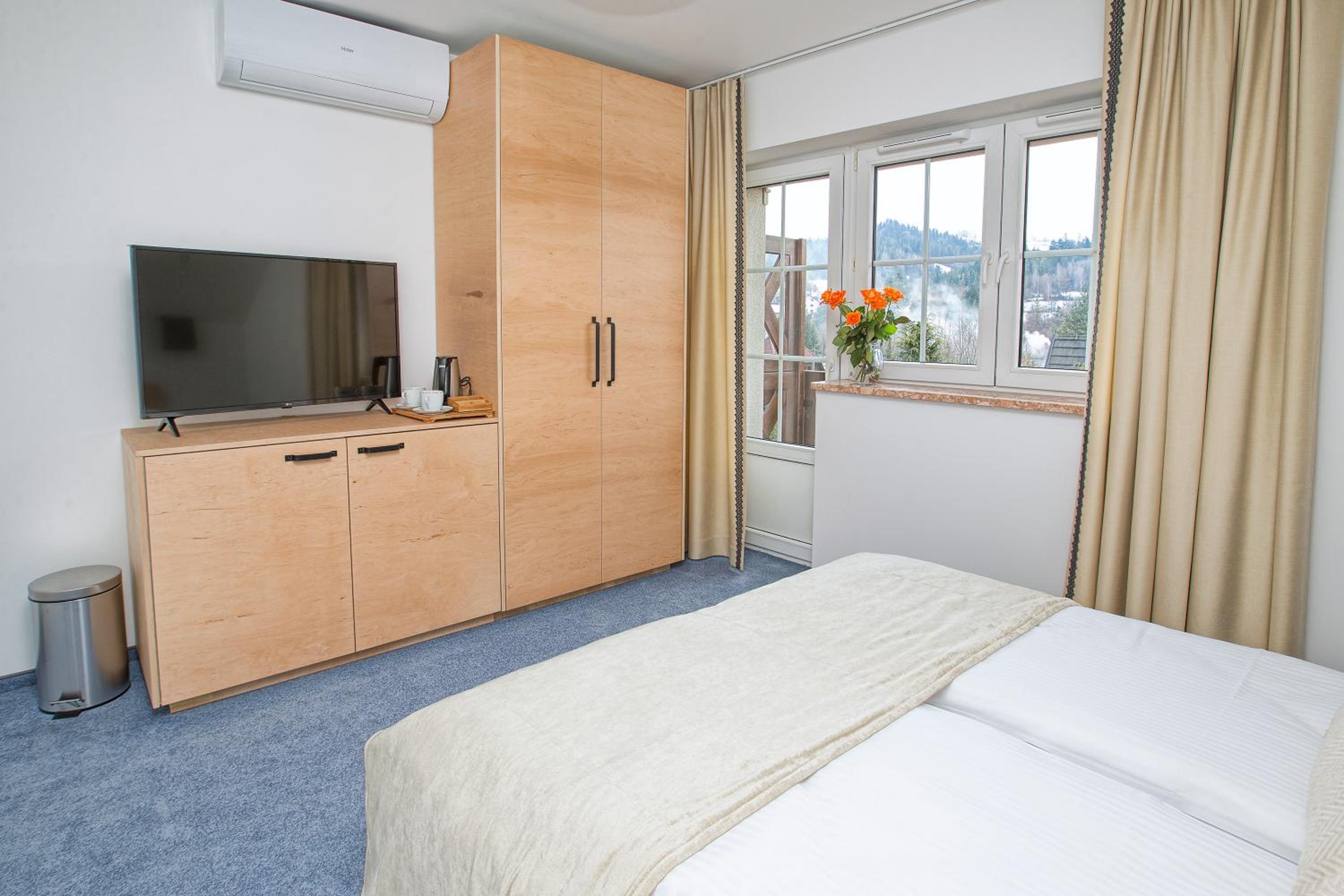 Beskid Ski Villa view 2