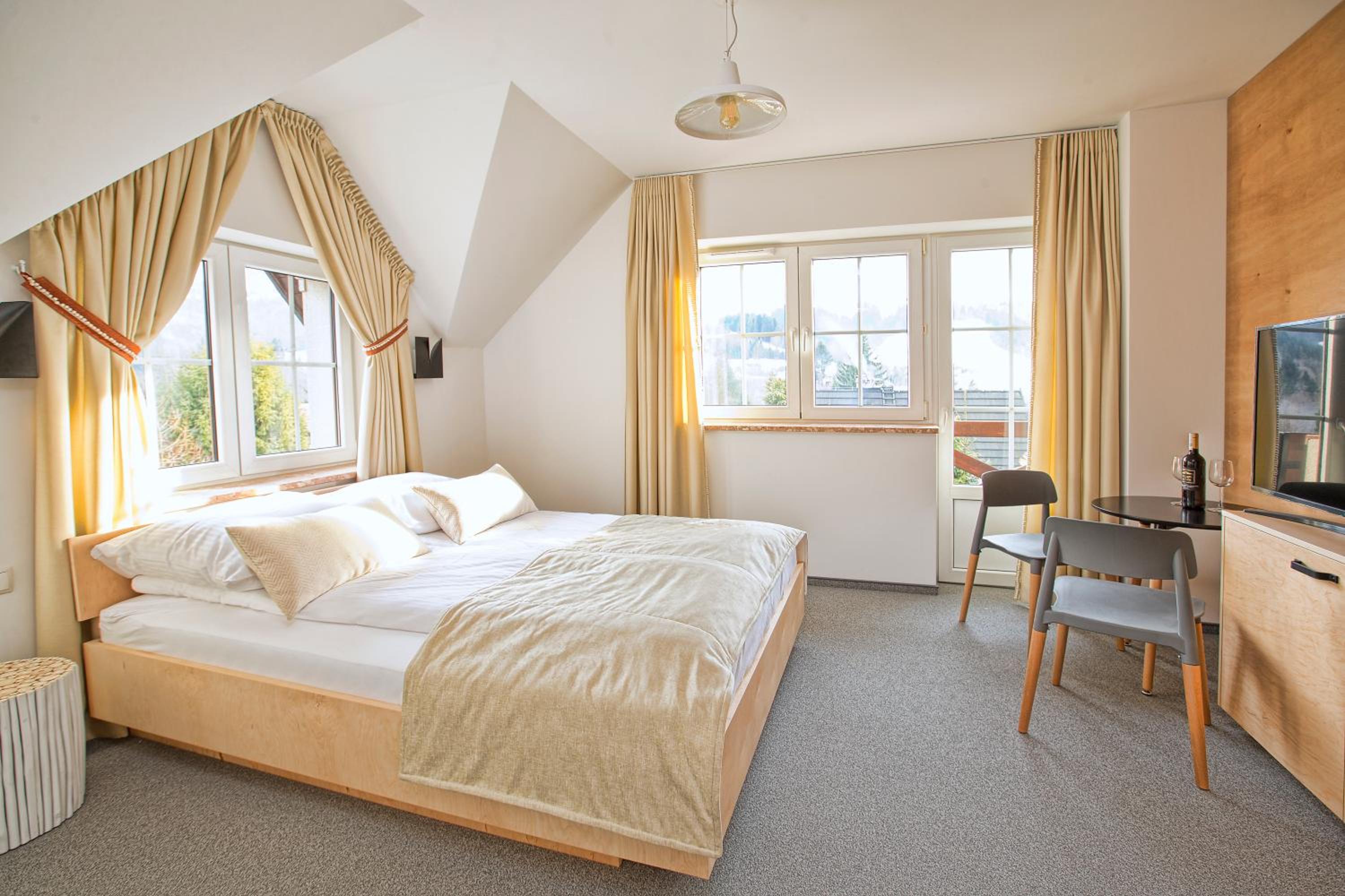 Beskid Ski Villa view 5