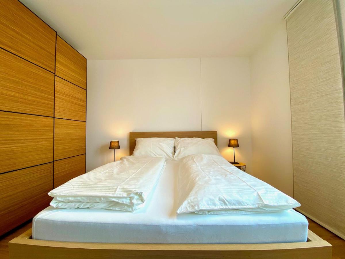 Sonnenwohnen Penthouse direkt bei U-Bahn und Therme Wien mit Top Anbindung ins Zentrum