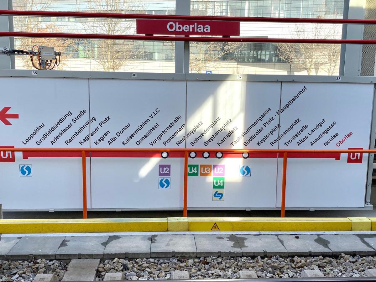 Sonnenwohnen Penthouse direkt bei U-Bahn und Therme Wien mit Top Anbindung ins Zentrum