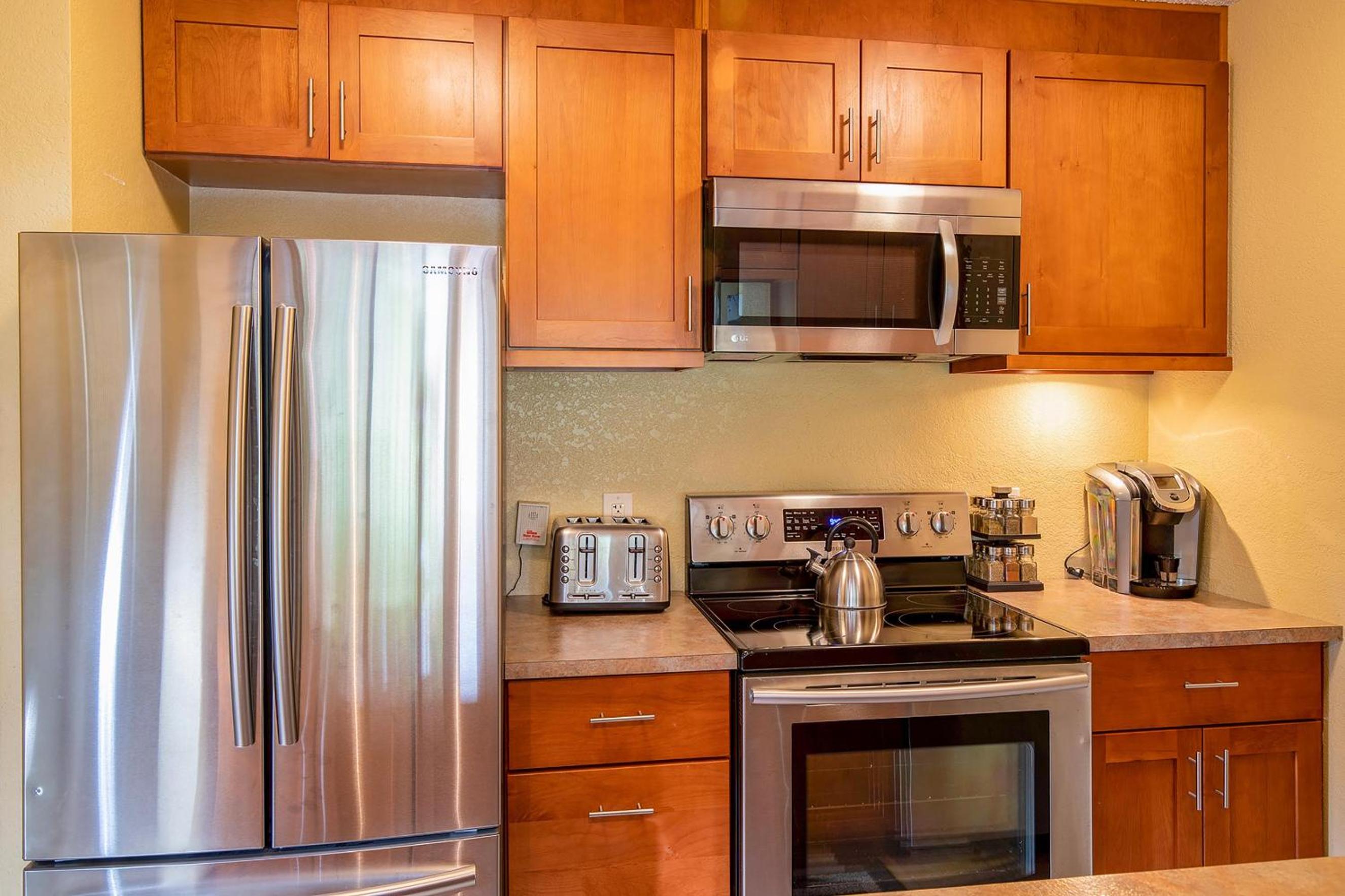Kihei Garden Estates C-201 - Ocean Views, Split AC