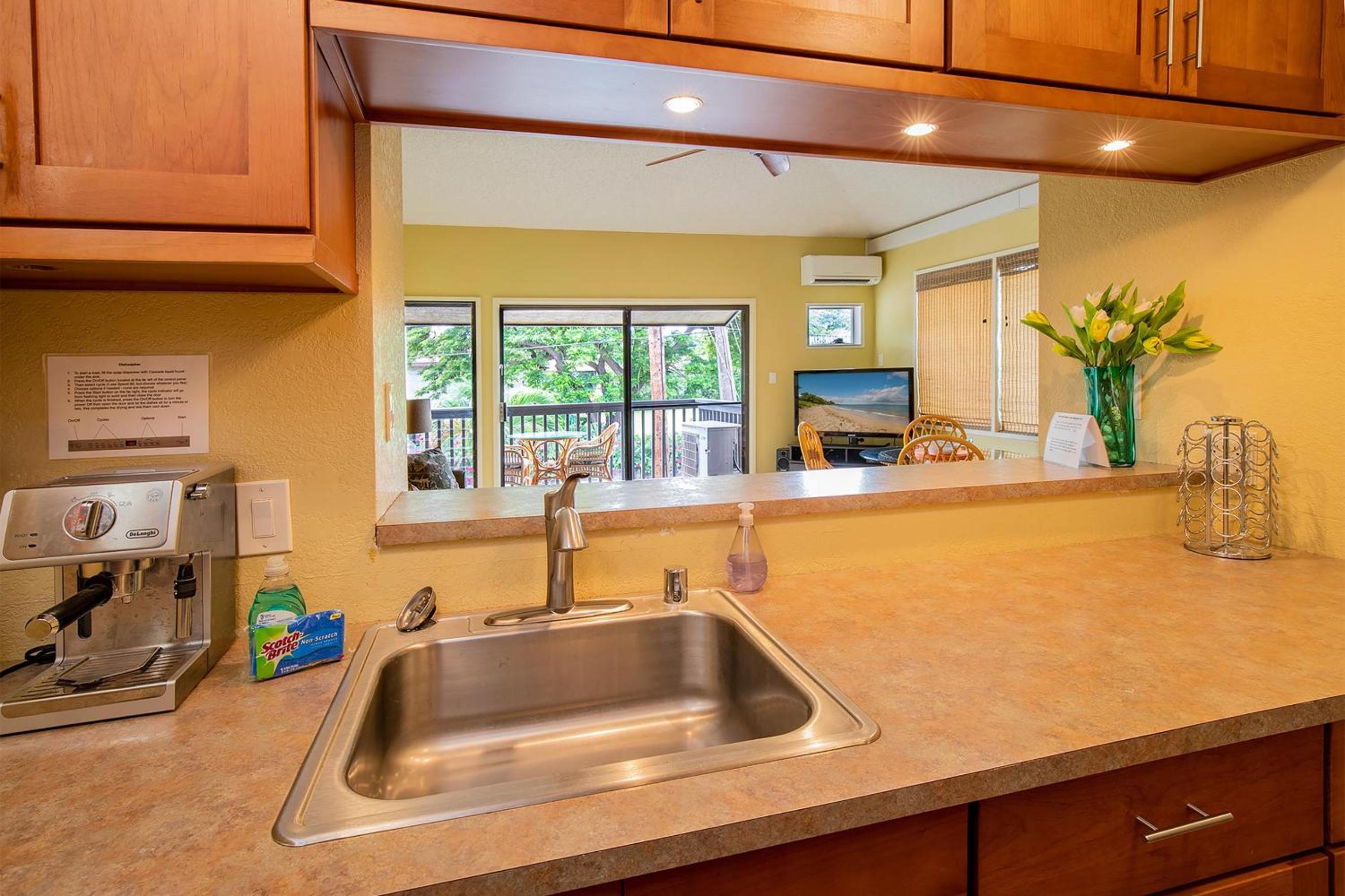 Kihei Garden Estates C-201 - Ocean Views, Split AC