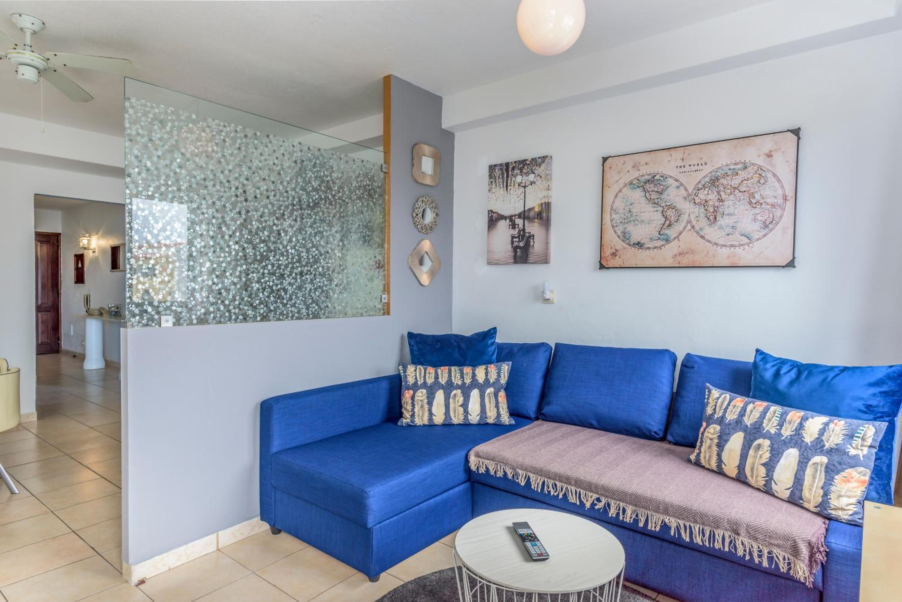 FLH Albufeira Balcony Flat with Pool view 4