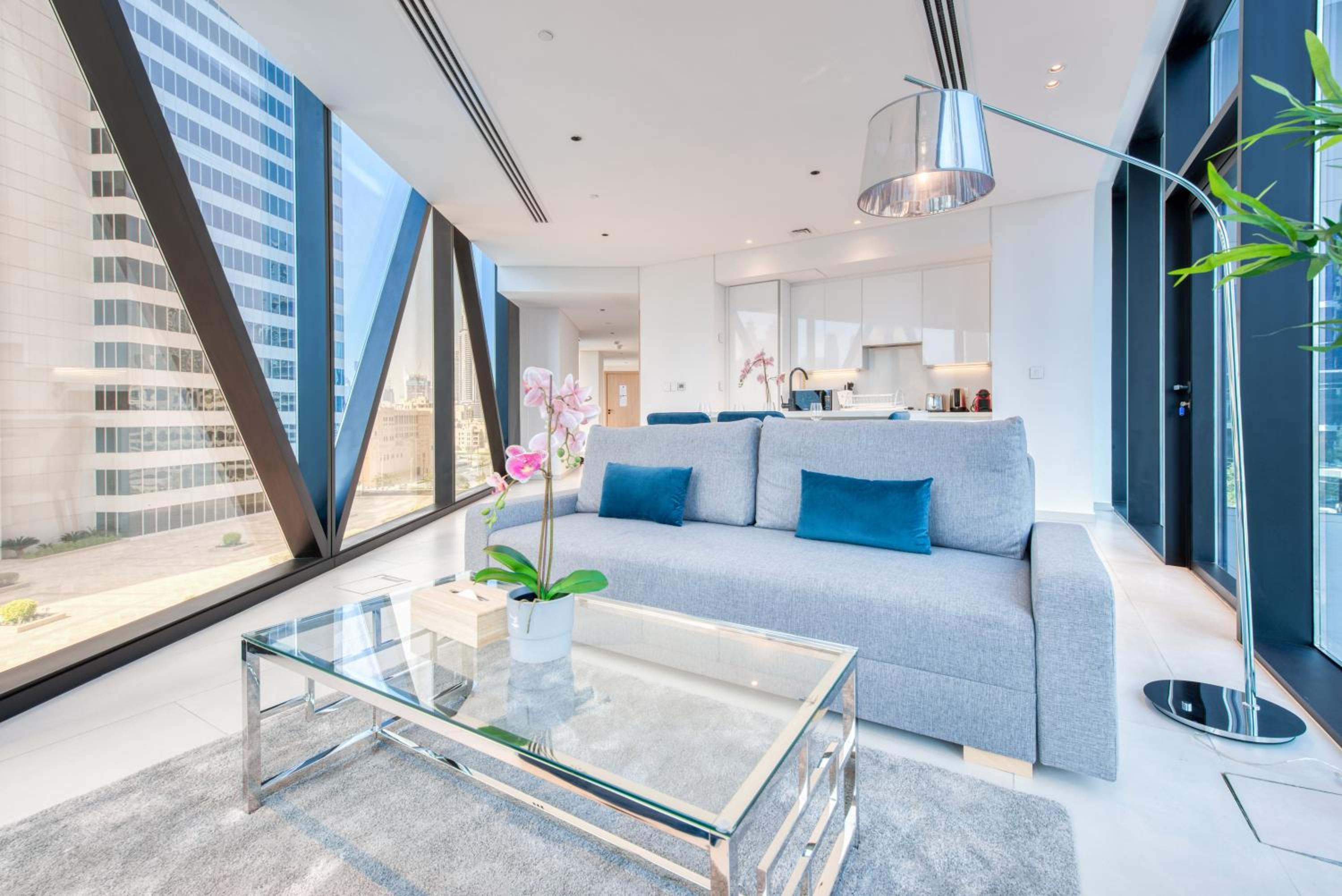 Maison Privee - Luxury, Spacious, Modern Near Burj Khalifa and Dubai Canal