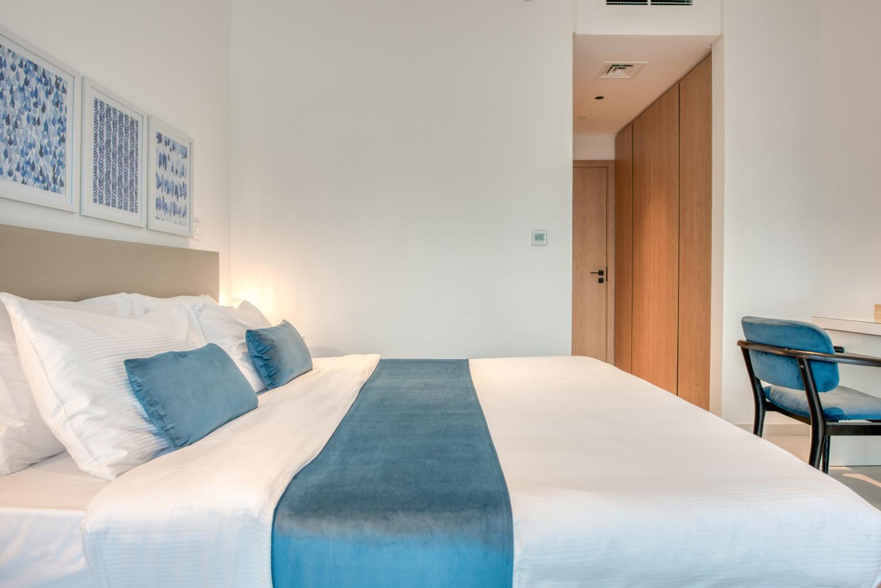 Maison Privee - Luxury, Spacious, Modern Near Burj Khalifa and Dubai Canal