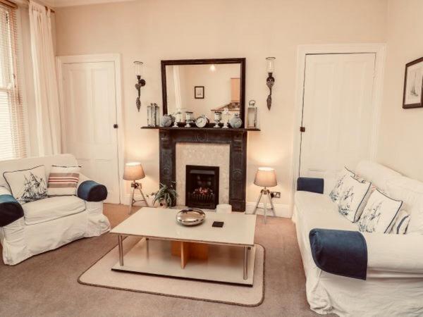 Durnford St- Amazing location - free WiFi view 2