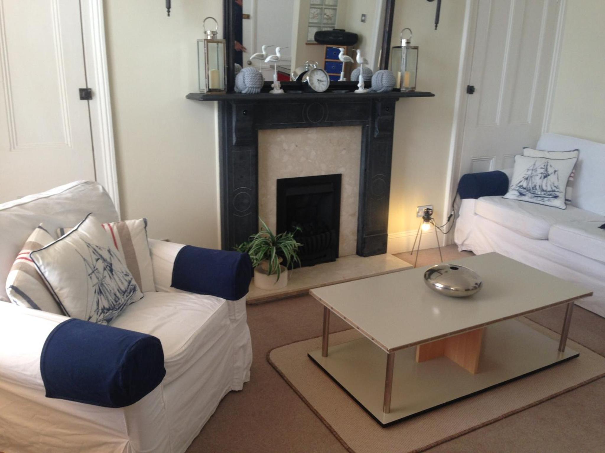 Durnford St- Amazing location - free WiFi view 5