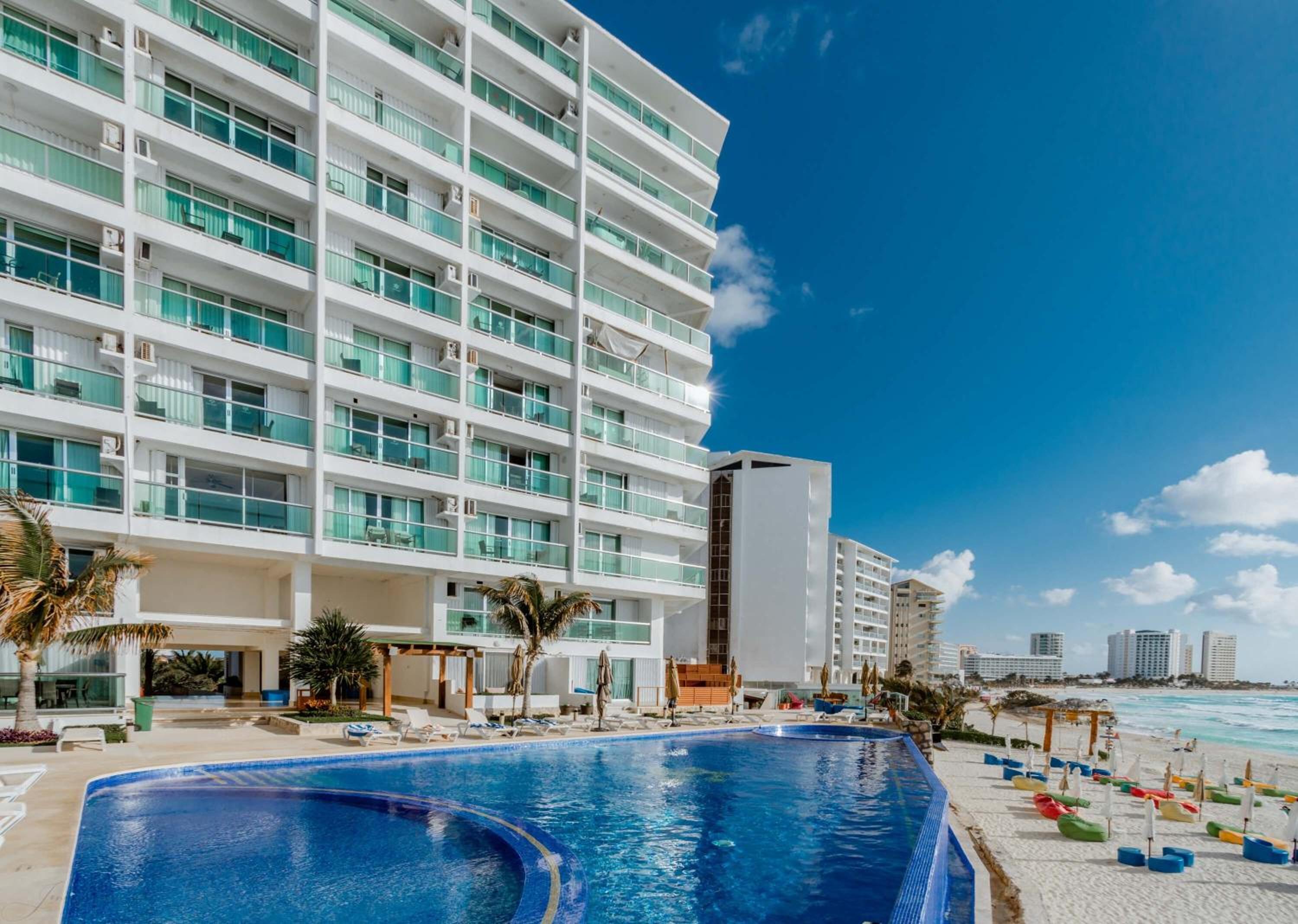 Ocean Dream Cancun by GuruHotel