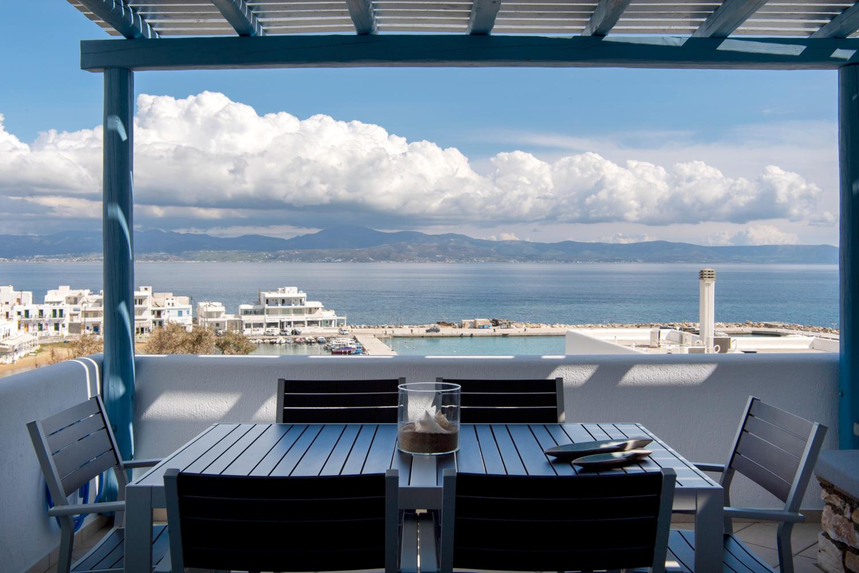 SPLASH with amazing Sea Views in Piso Livadi view 4