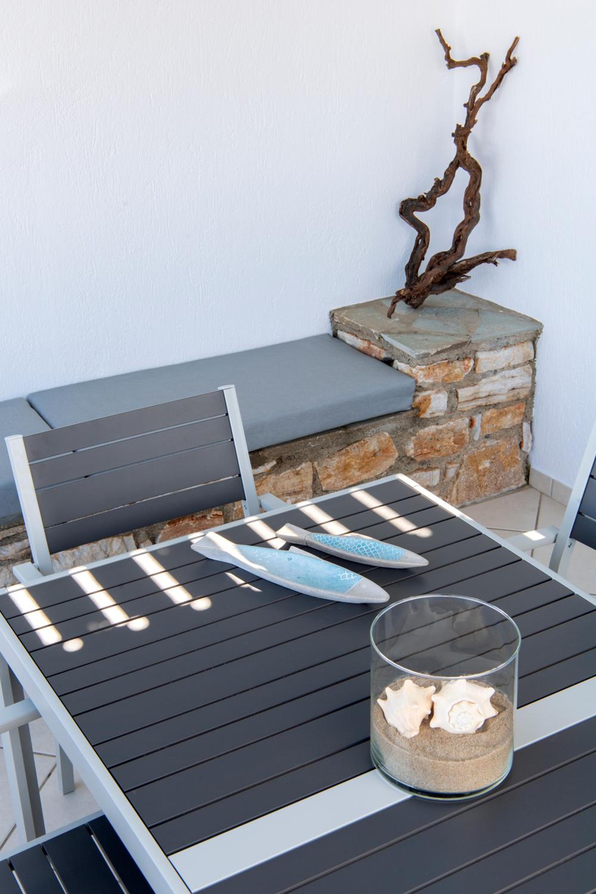 SPLASH with amazing Sea Views in Piso Livadi view 2