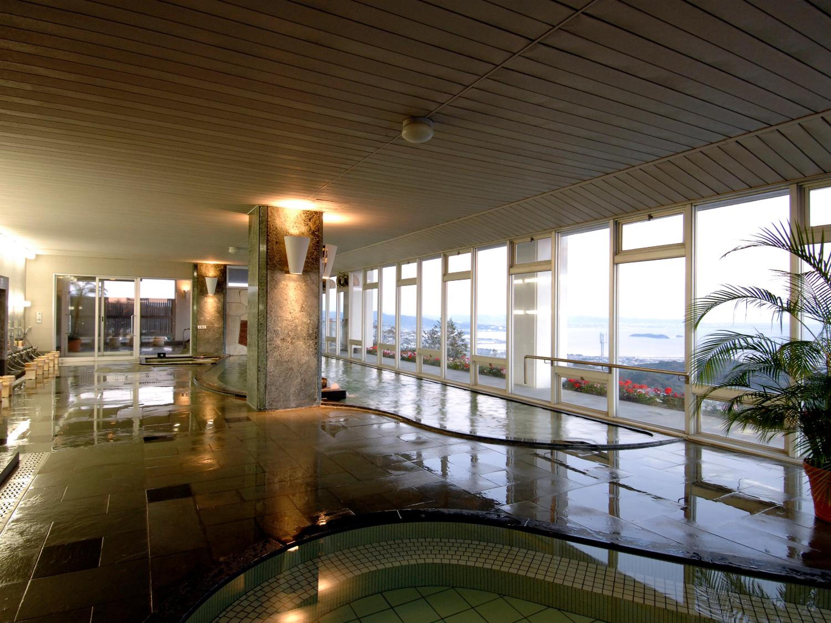 Gamagori Onsenkyo Mikawa Bay Hills Hotel