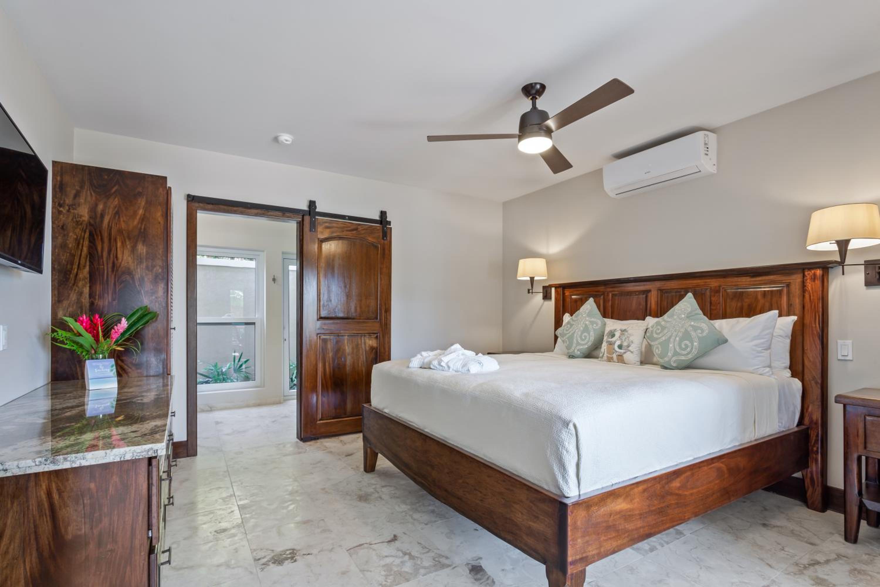 Sirenian Bay Resort -Villas & All Inclusive Bungalows