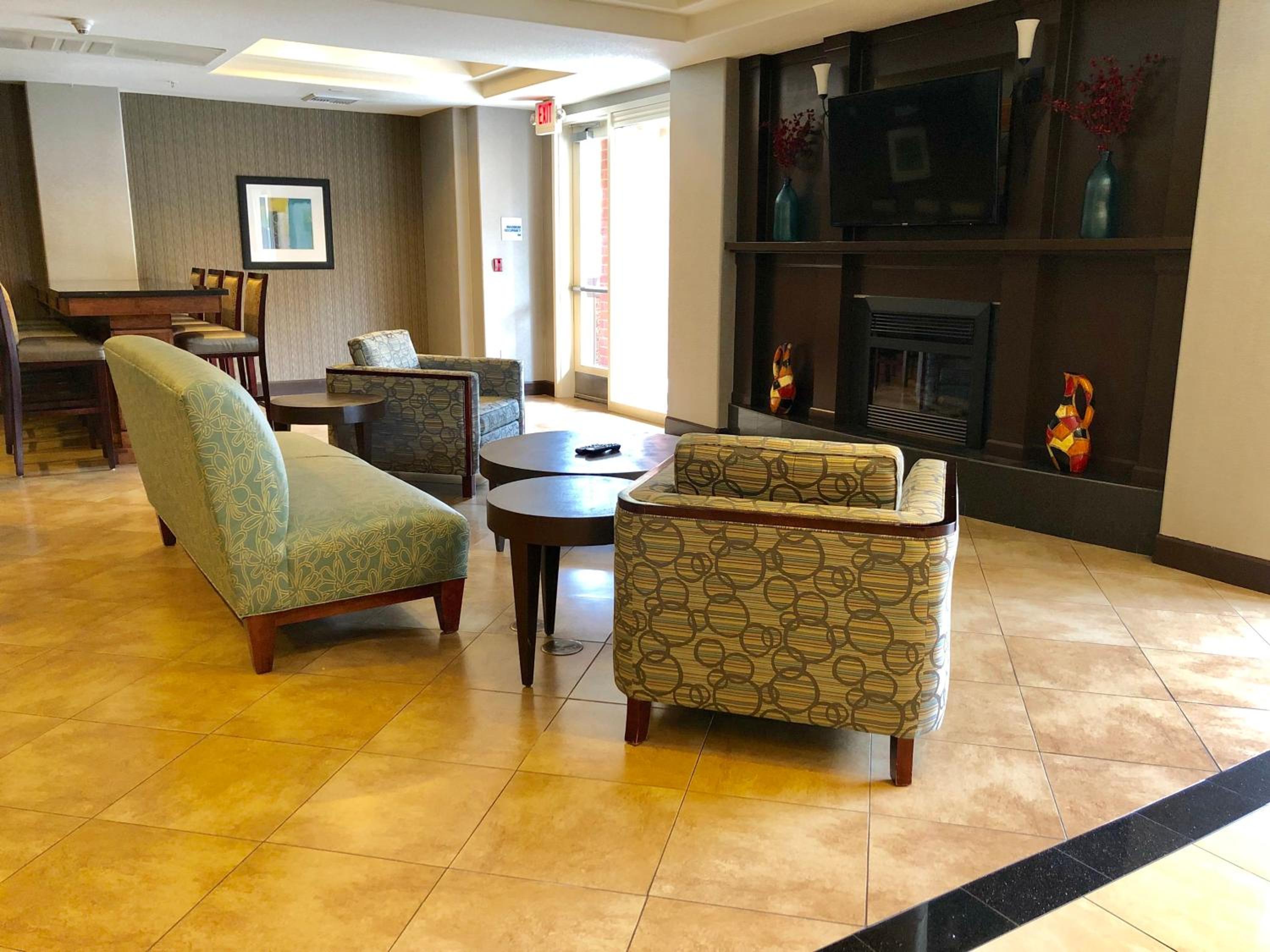 Vacaville Vacations - Holiday Inn Express Hotel Suites Vacaville, an IHG Hotel - Property Image 39