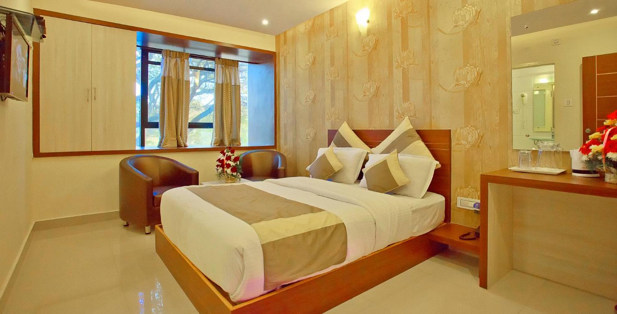 Aishwarya Suites