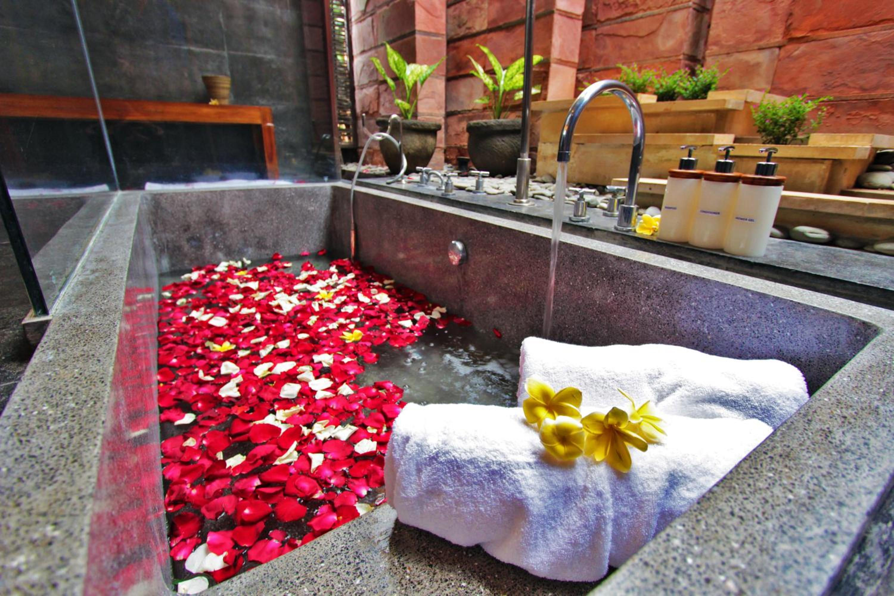 Villa Samudra Luxury Beachfront