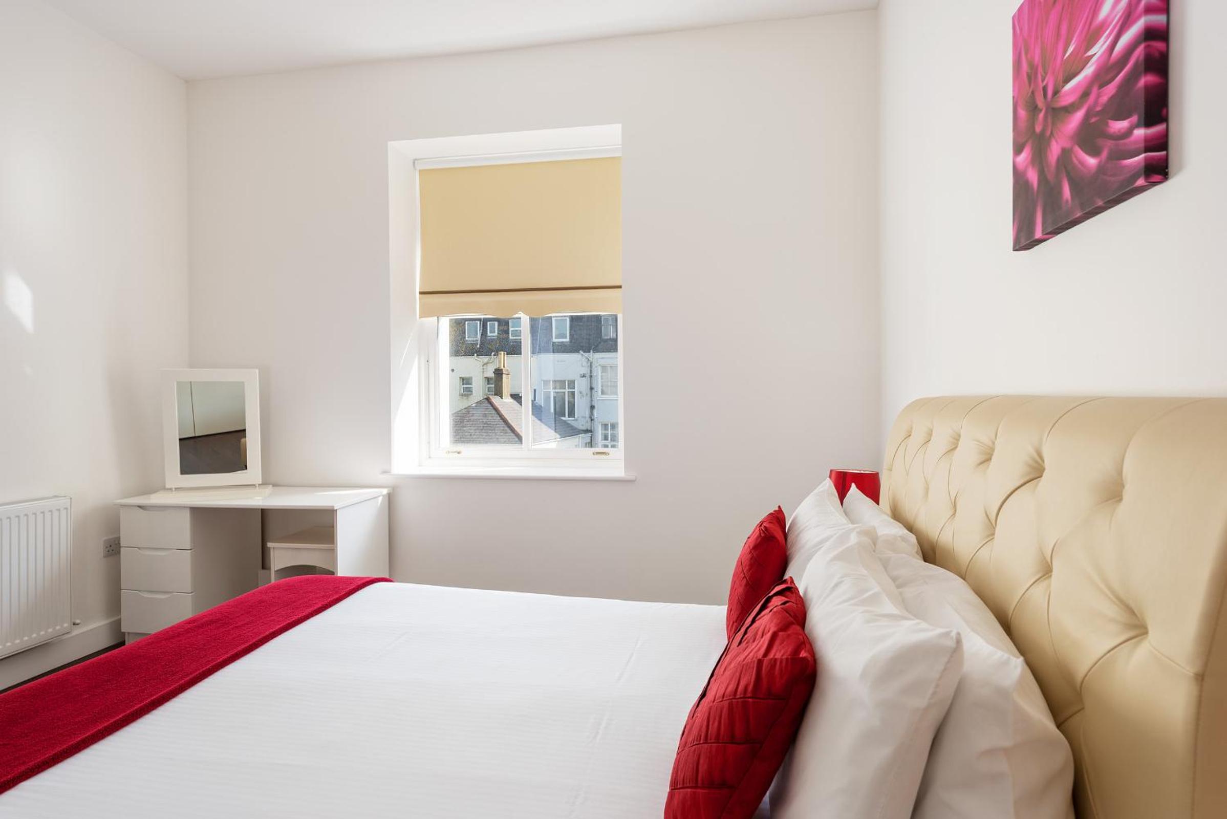 Strathmore House Apartments