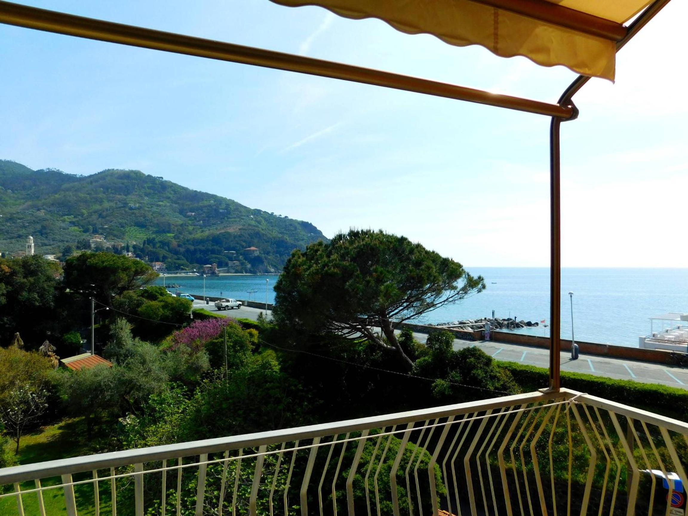 bellissima vista mare en Levanto — balance & terrace
