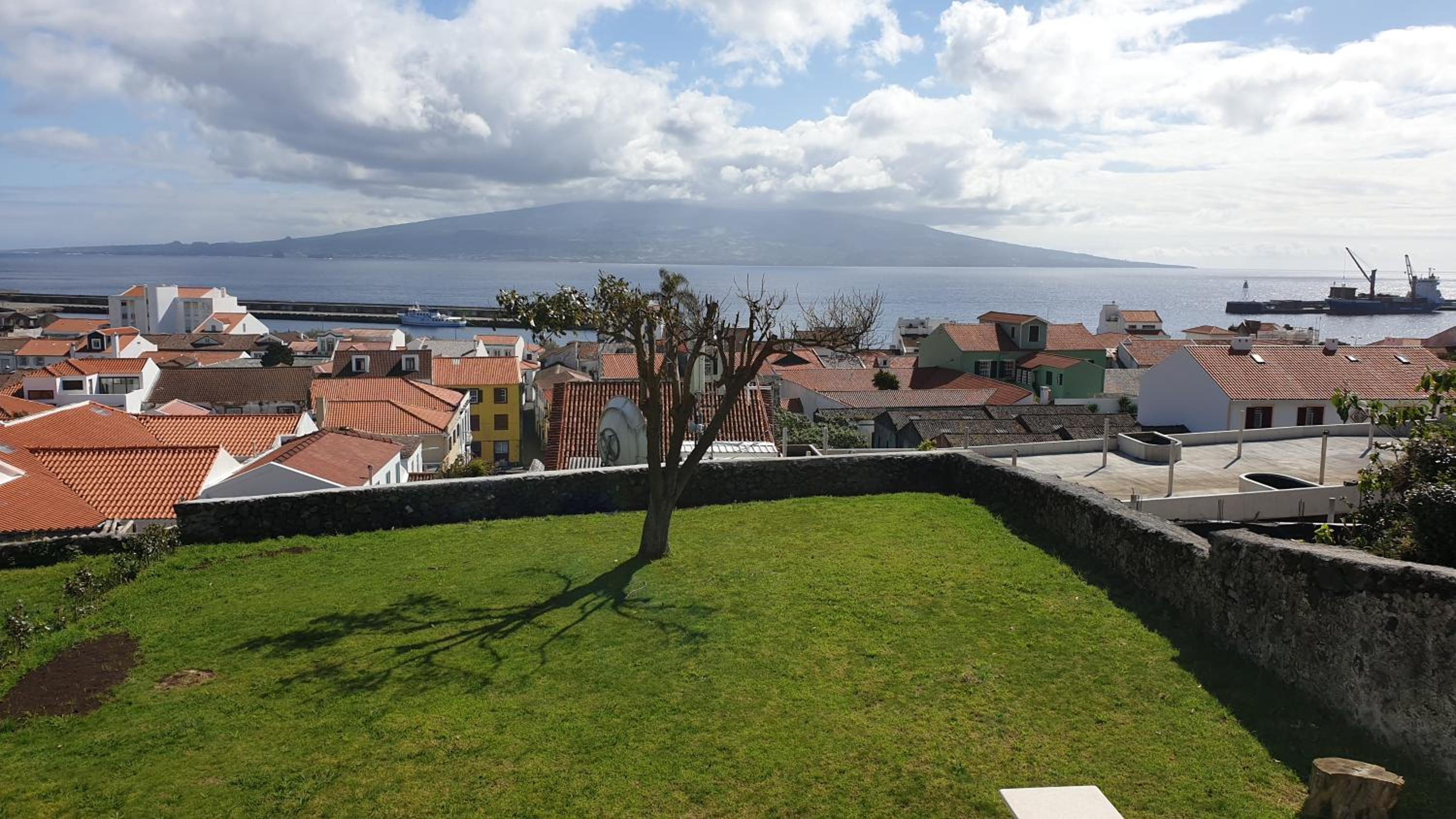São Pedro Apartamentos view 2