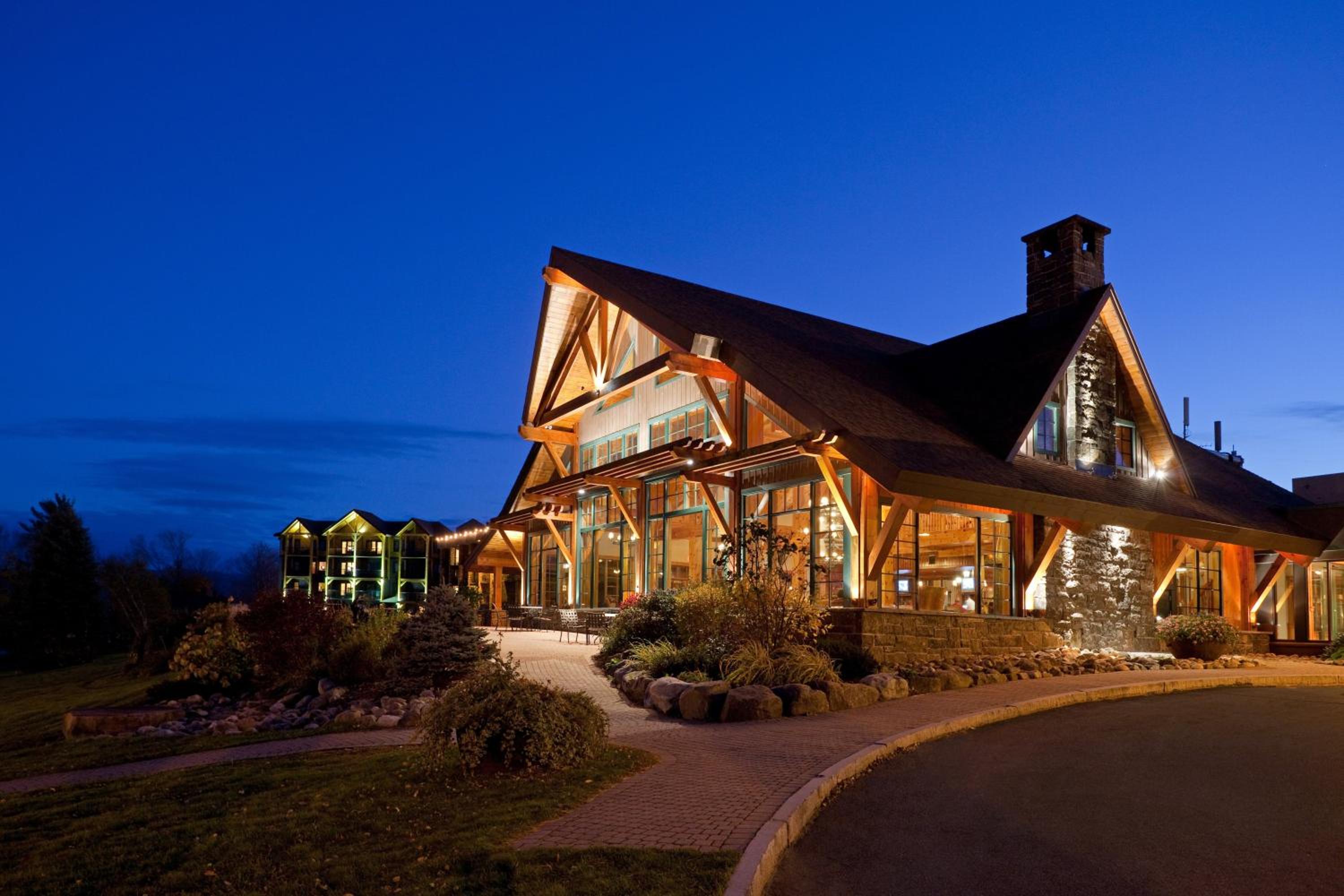 Hotel Crowne Plaza Lake Placid By Ihg