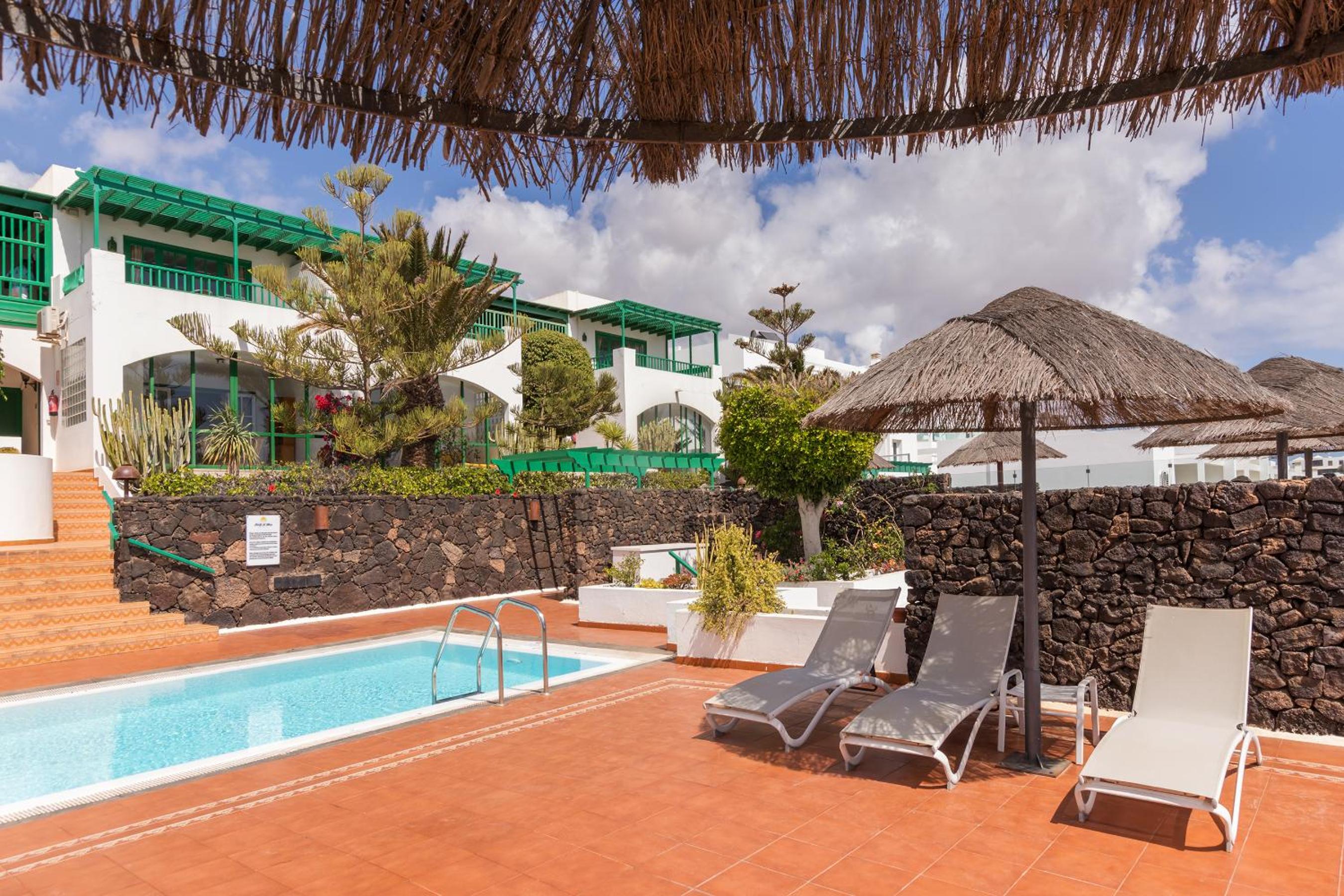 Conylanza Golf y Mar Suites photo 3