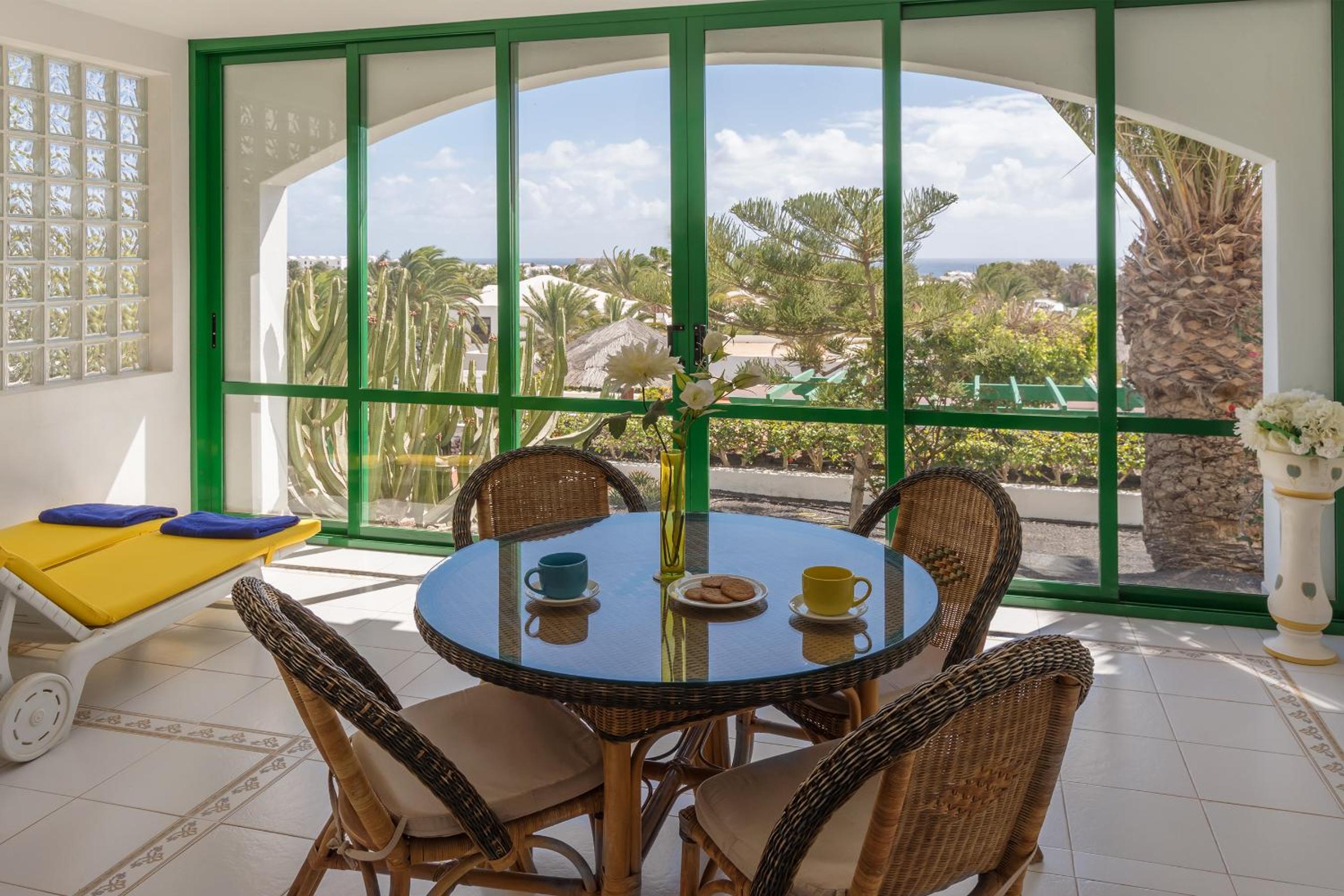 Conylanza Golf y Mar Suites photo 5