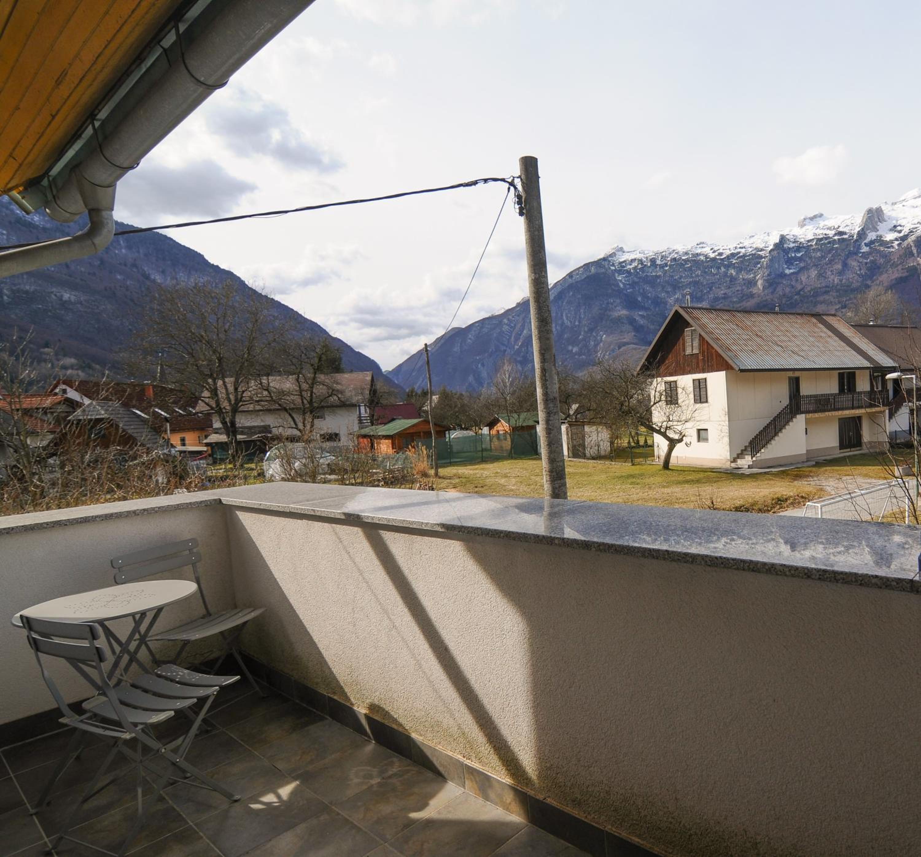 Photo 48