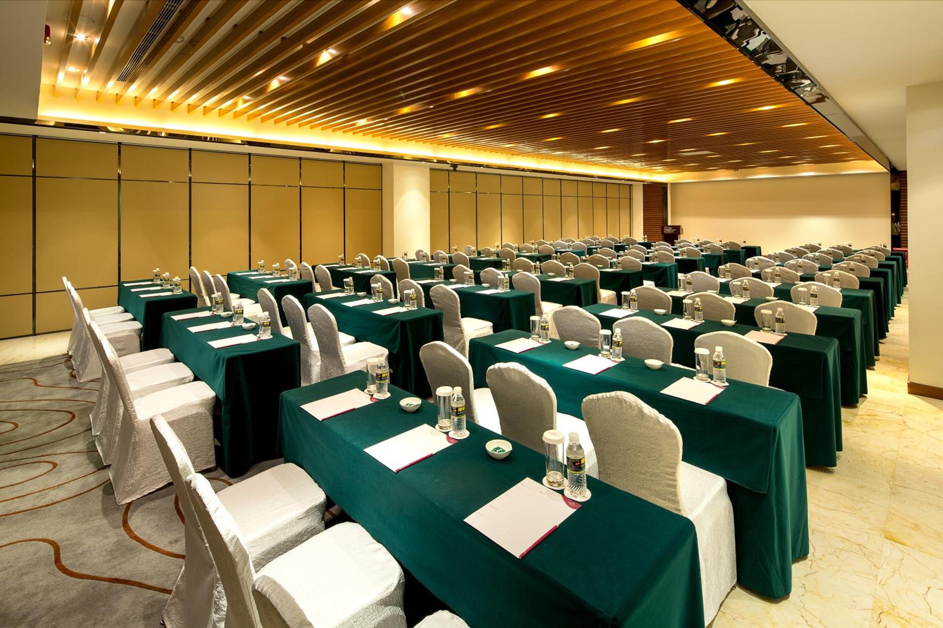 Crowne Plaza Sanya City Center by IHG