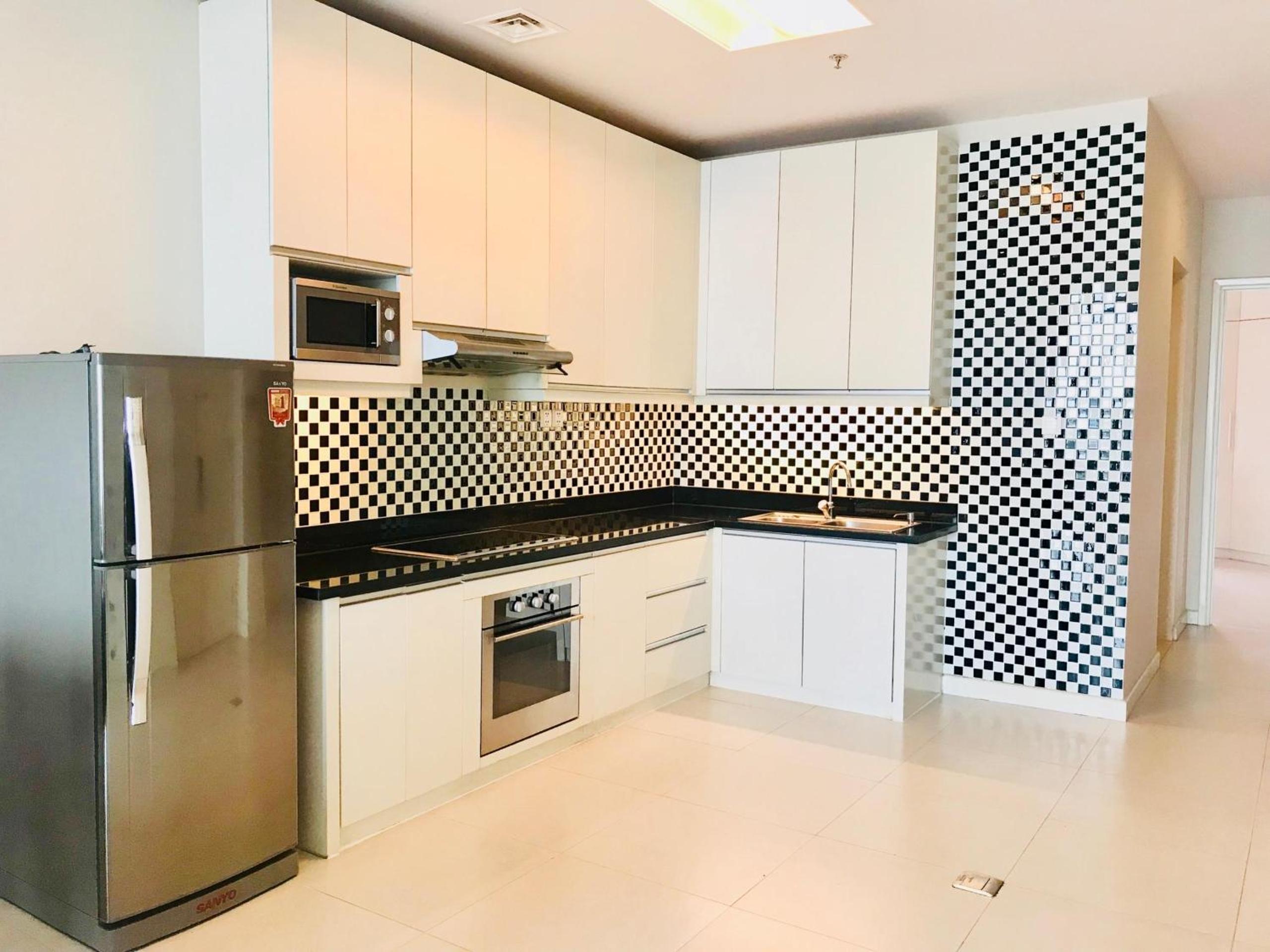 GLENWOOD APARTMENT