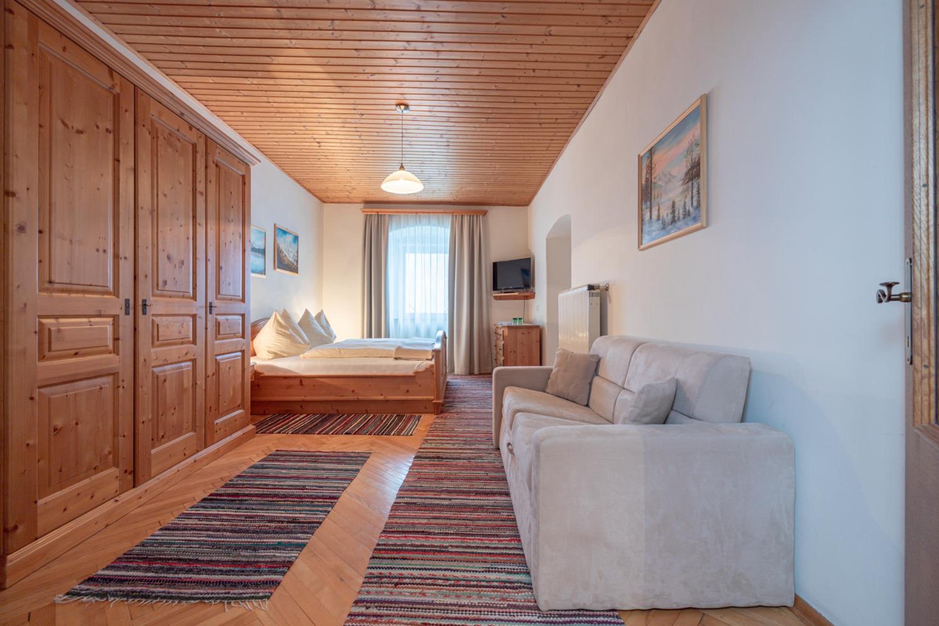 Landhof Waidegger Wirt - Hotel, Restaurant, Bar