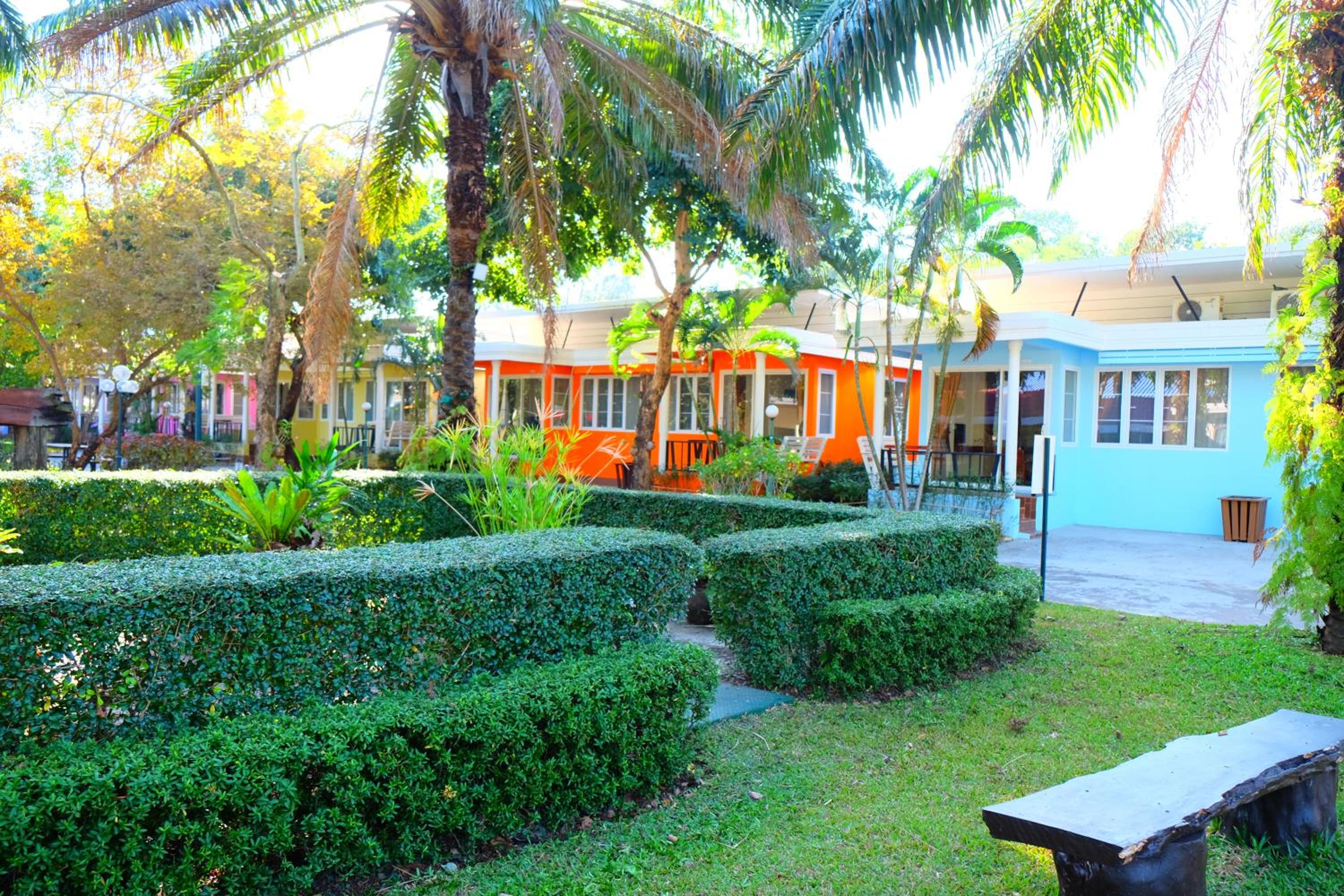 New Travel Beach Hotel & Resort