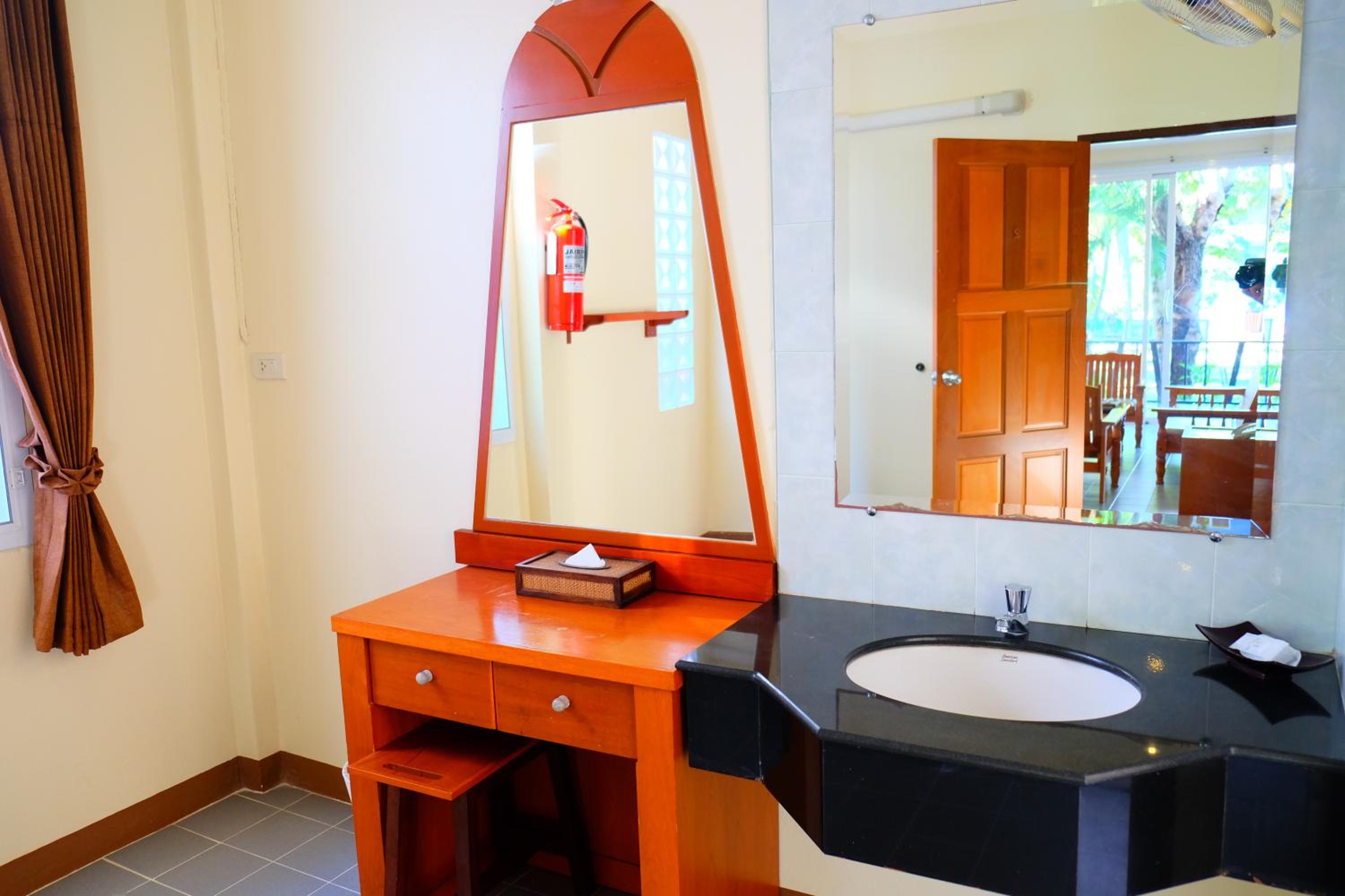 New Travel Beach Hotel & Resort