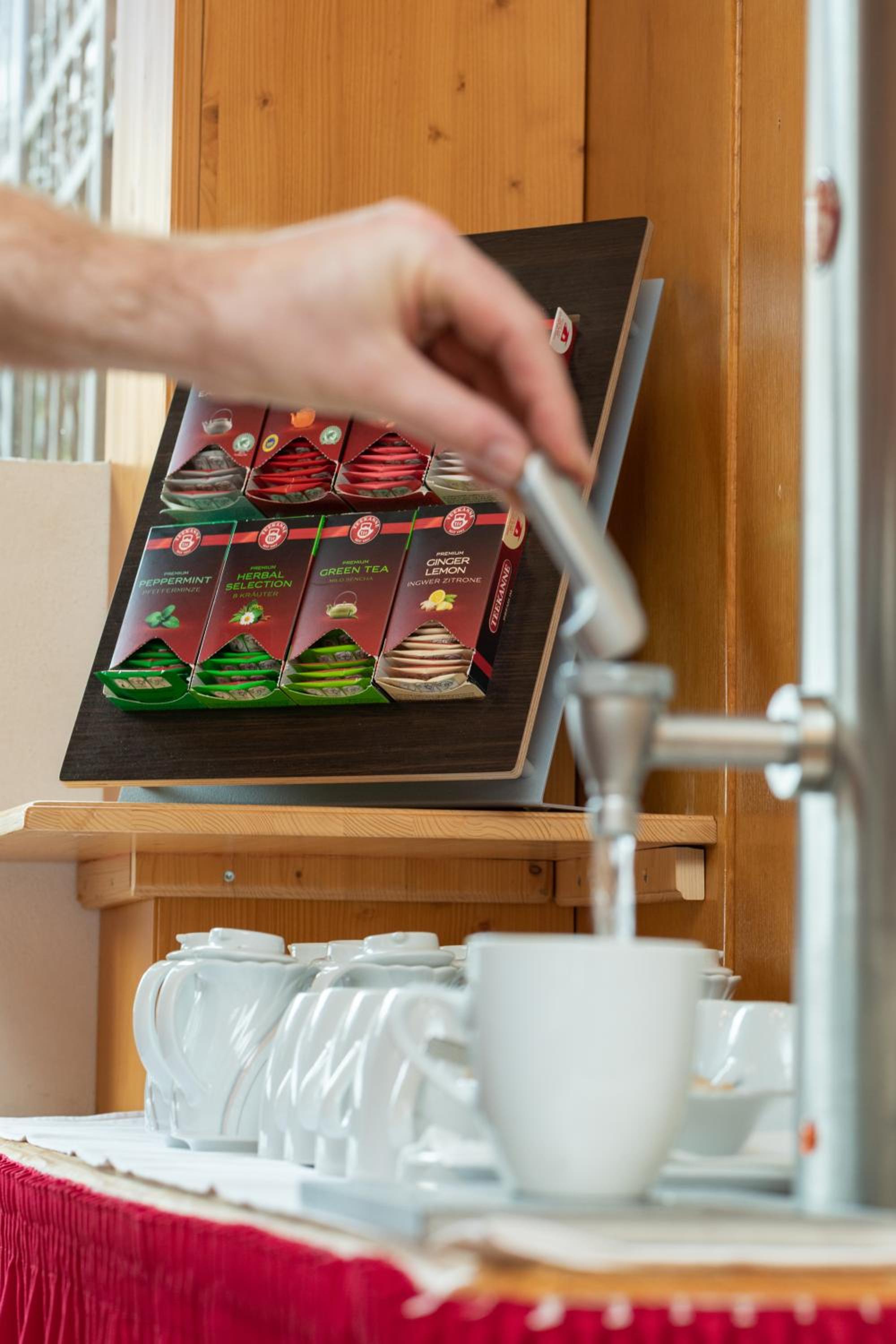 Landhof Waidegger Wirt - Hotel, Restaurant, Bar