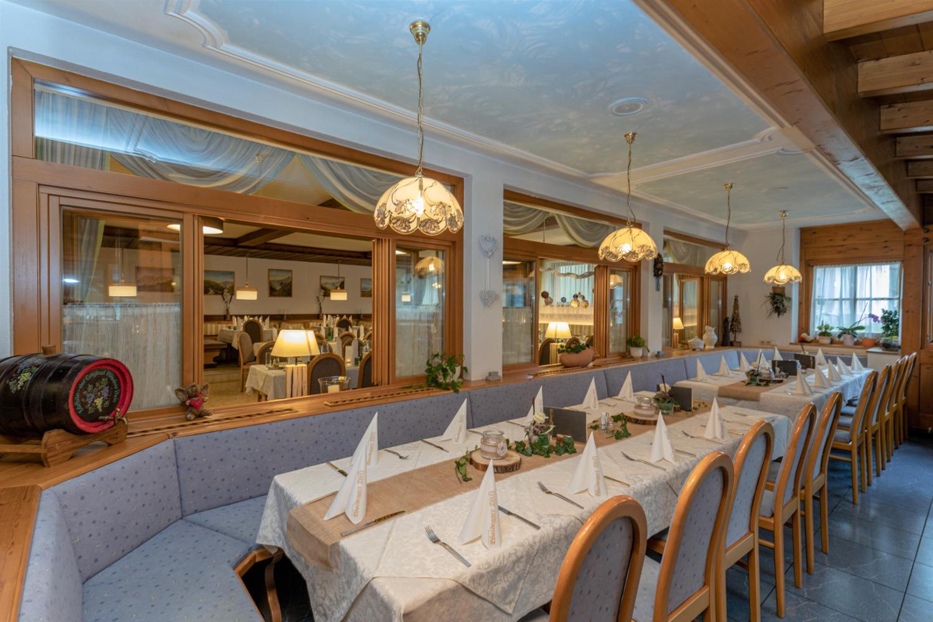 Landhof Waidegger Wirt - Hotel, Restaurant, Bar