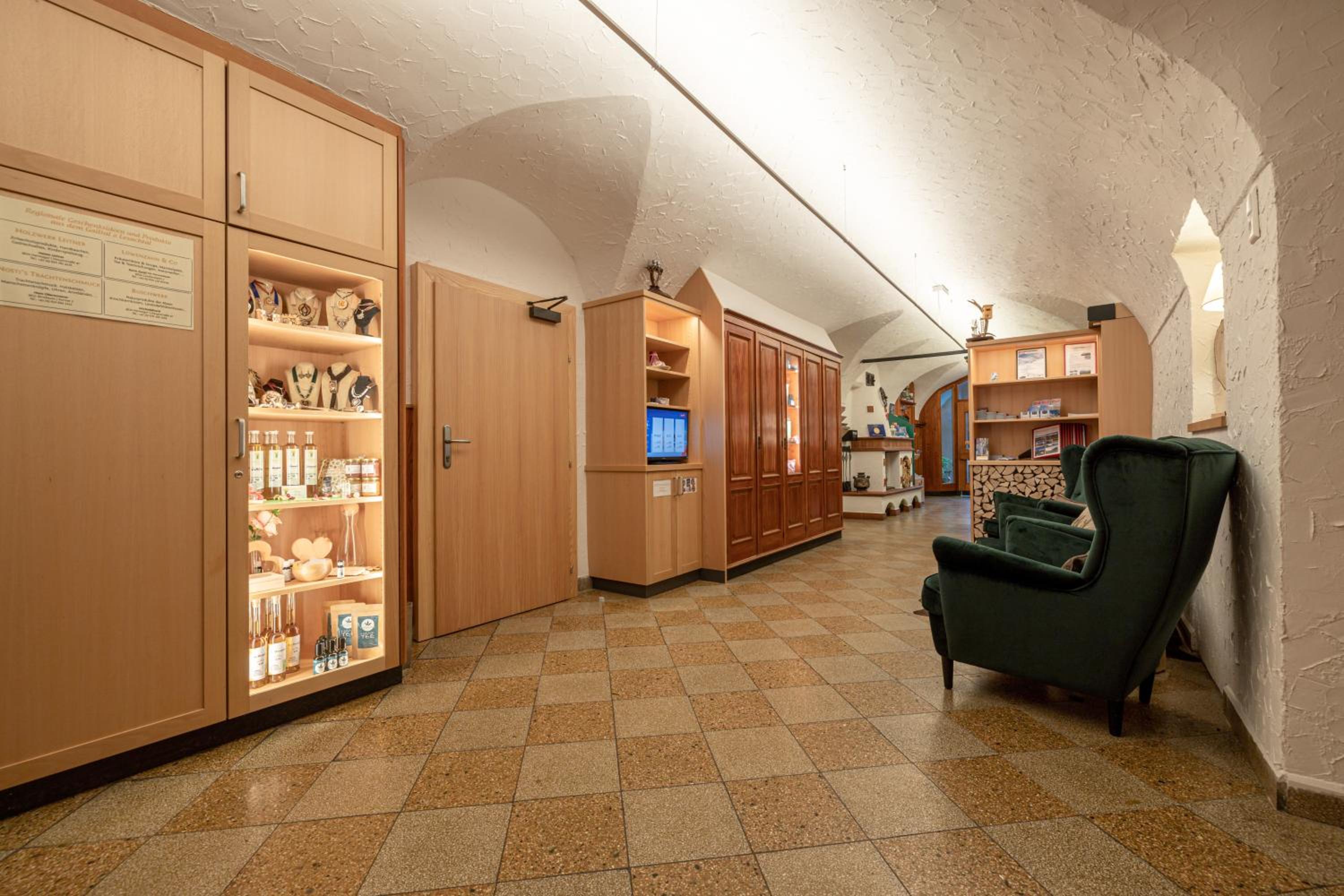 Landhof Waidegger Wirt - Hotel, Restaurant, Bar