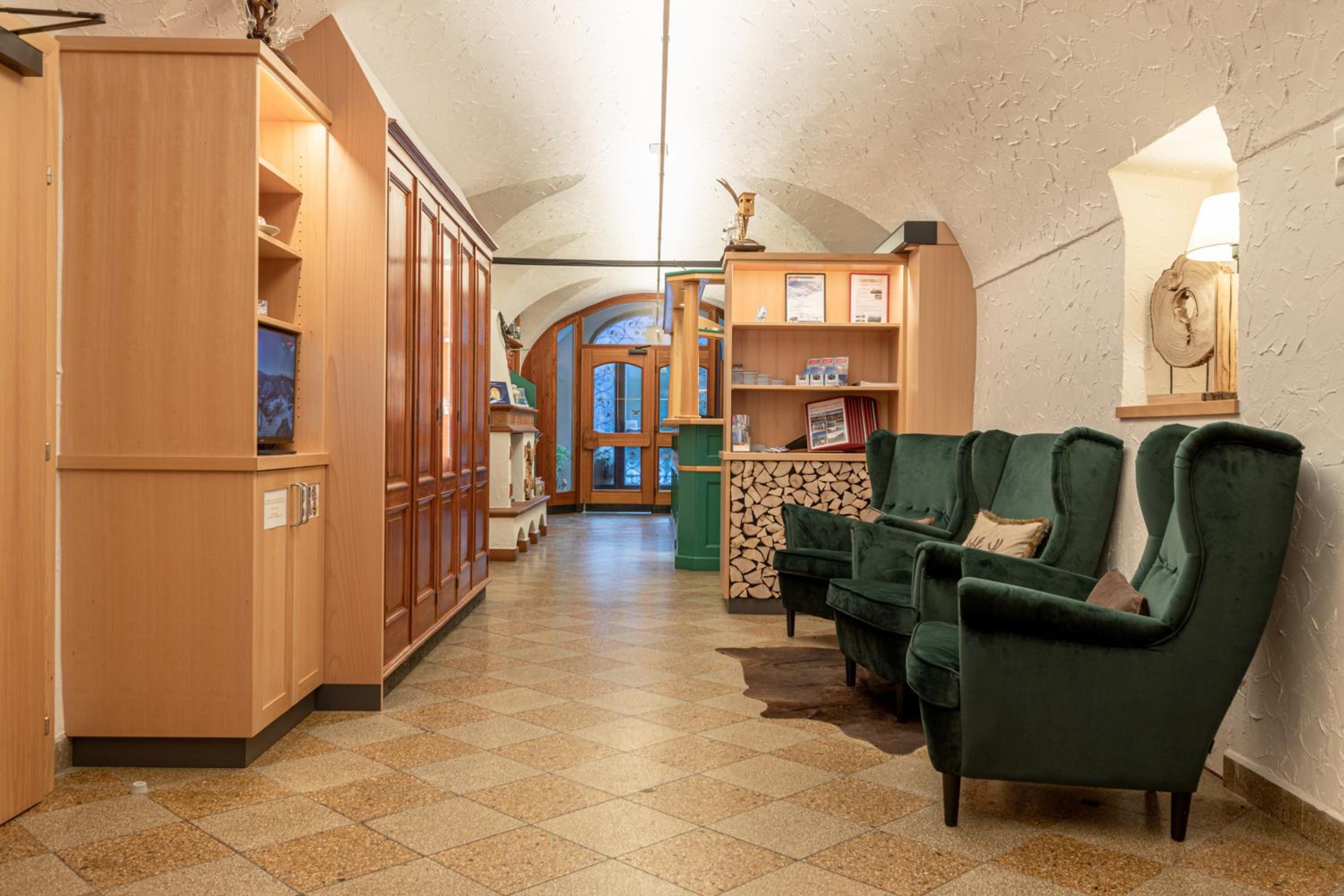 Landhof Waidegger Wirt - Hotel, Restaurant, Bar